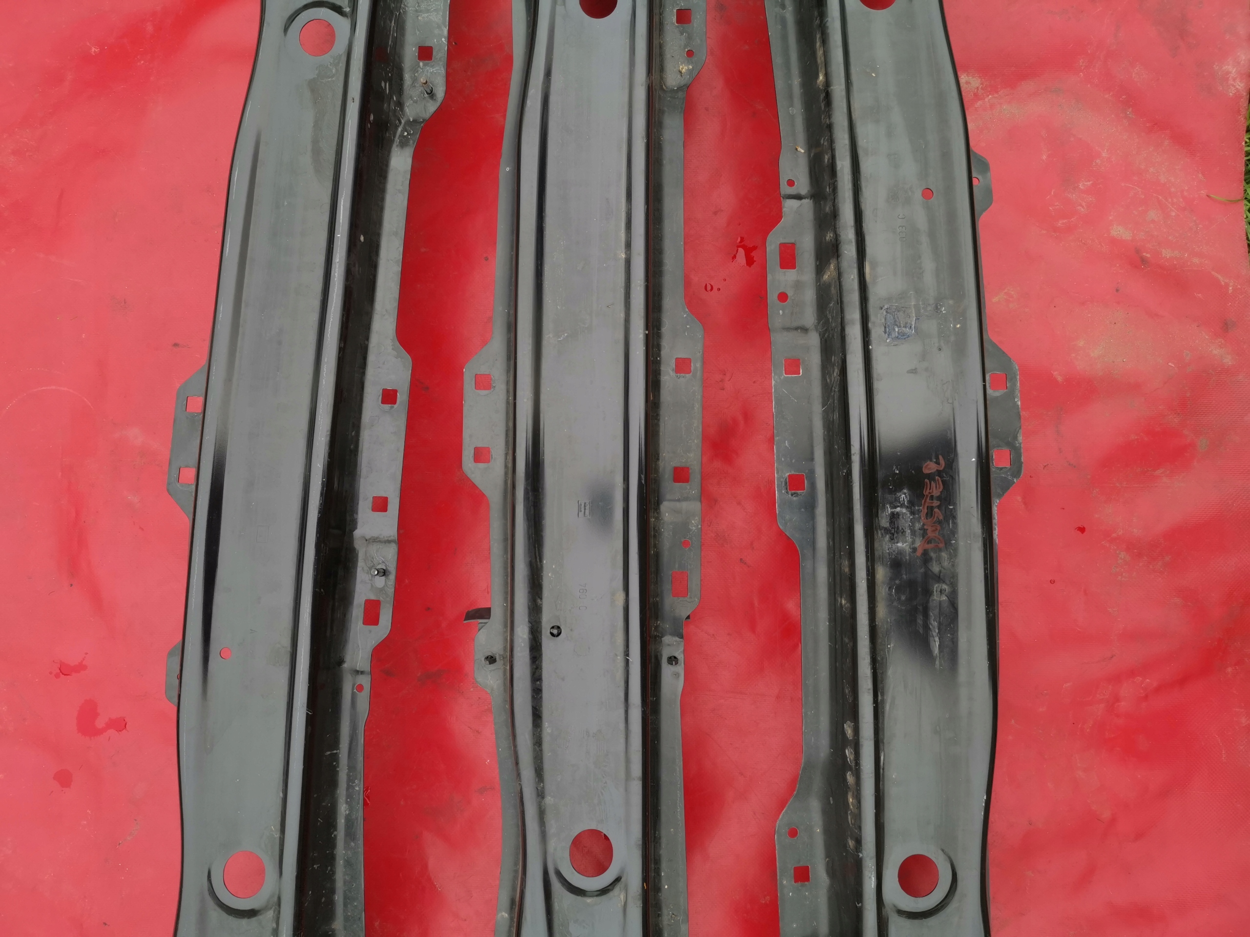 Dacia Duster II bumper support front pillar 3