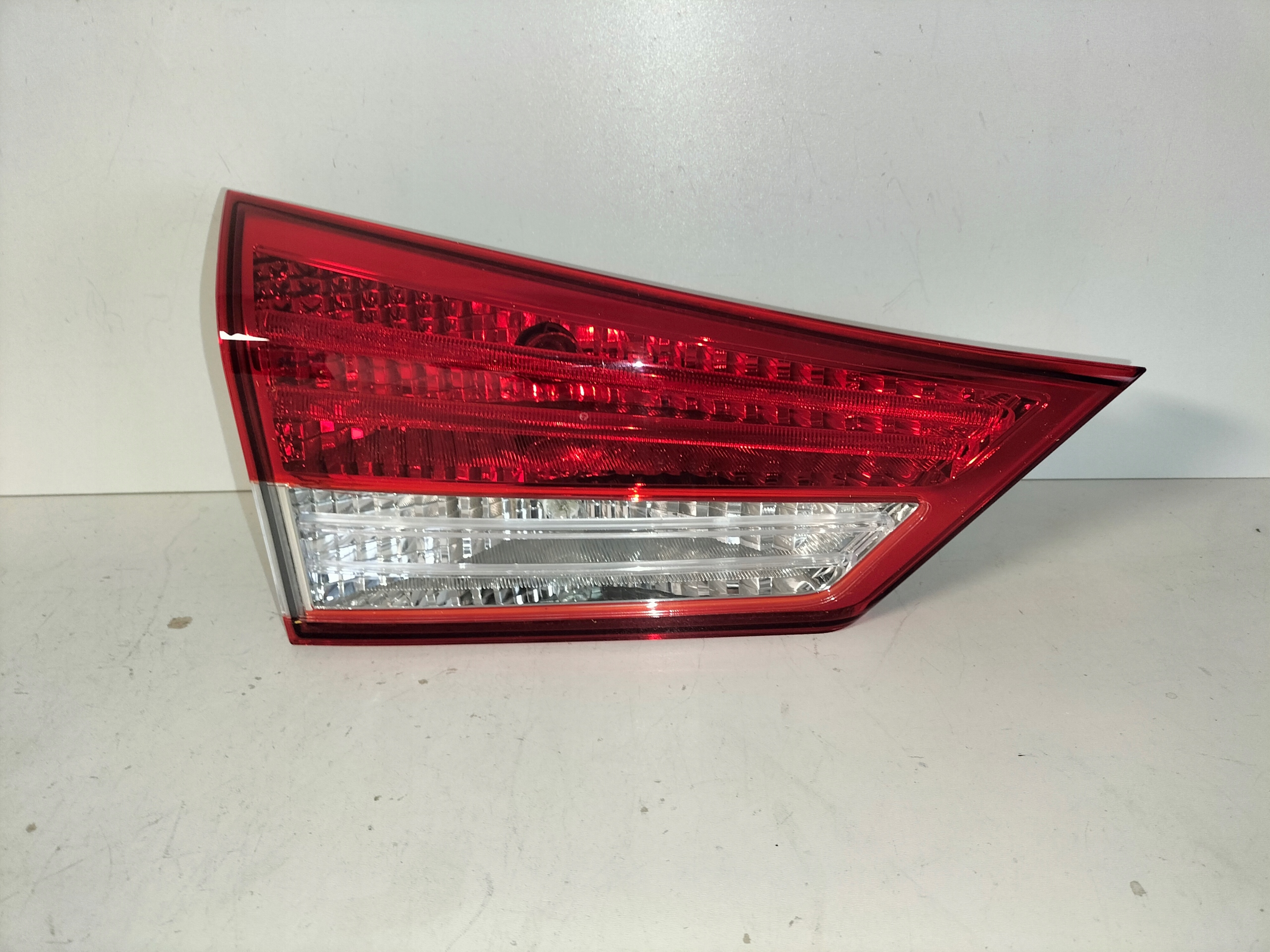 light rear rear part left HYUNDAI IX20 10-15