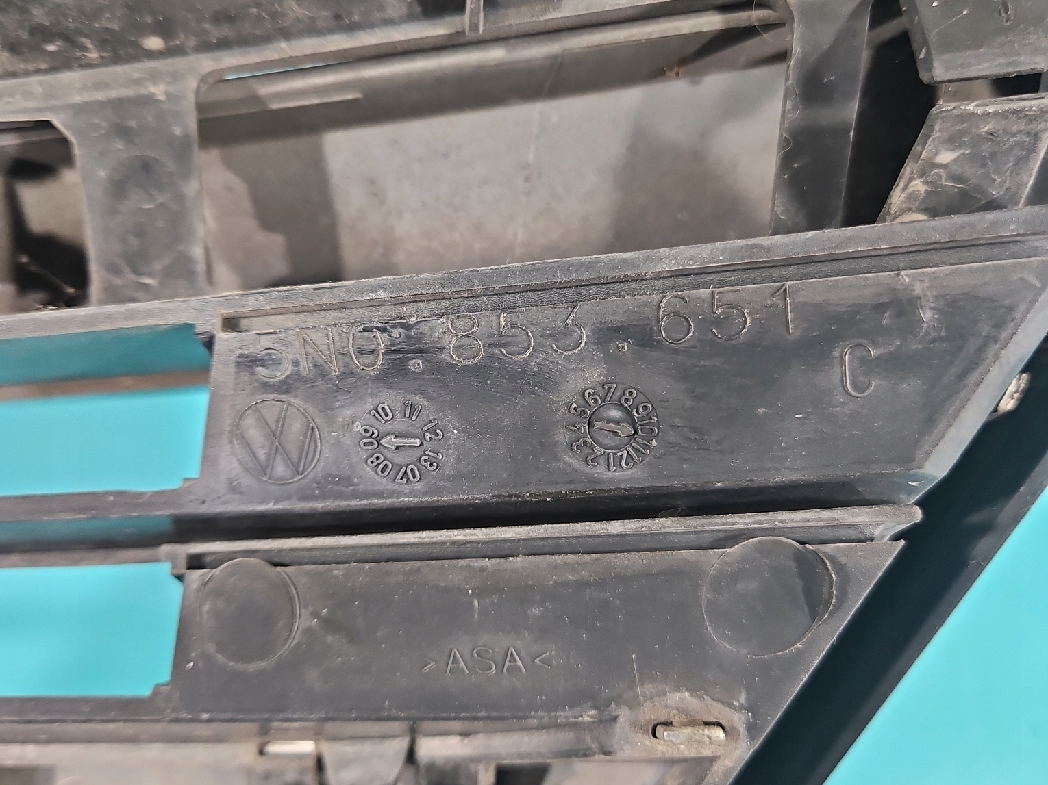 VW Tiguan Kühlergrill FRONTGRILL Kühlergitter 5N0853651 - Thumbnail 11