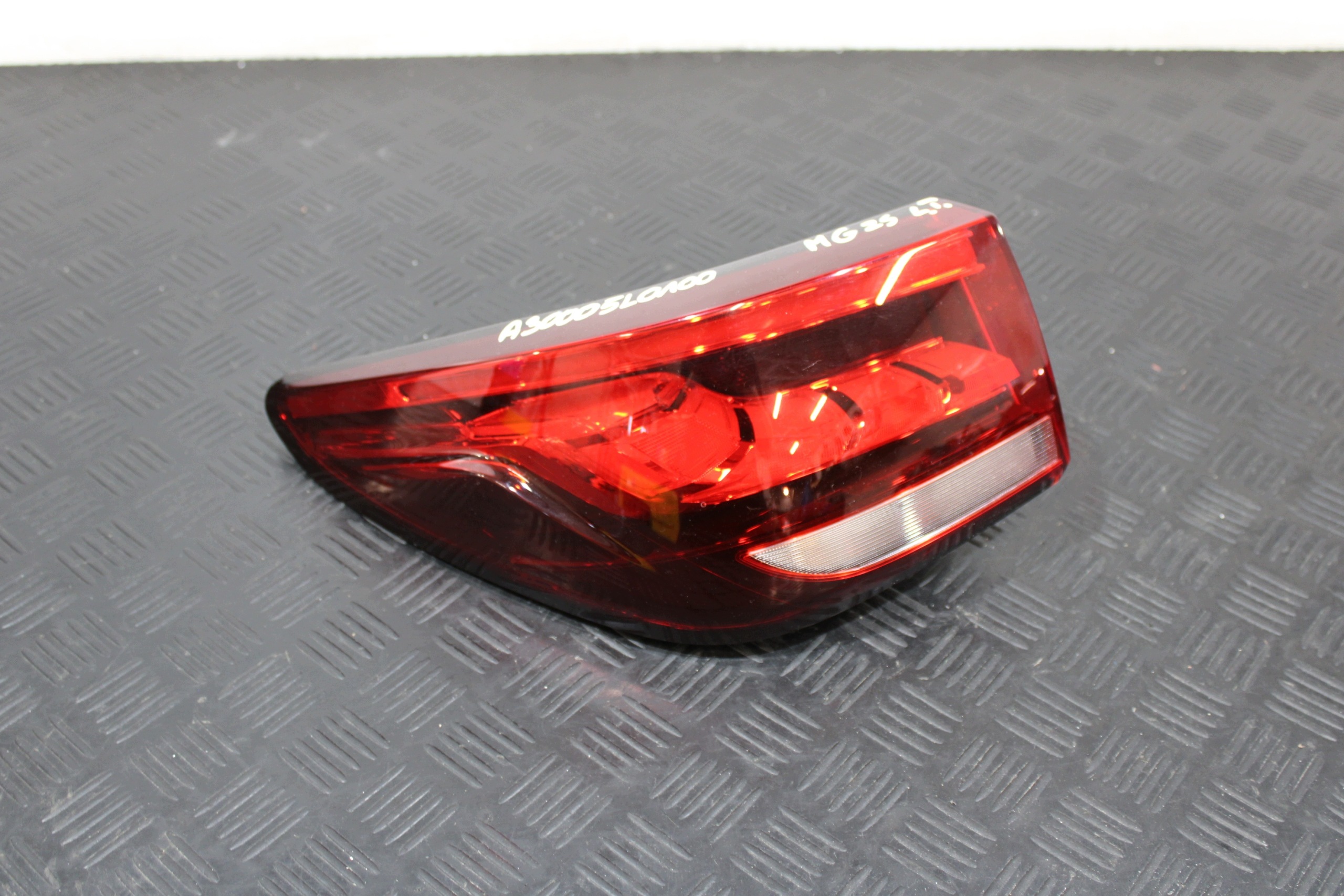 light left rear part rear A30005L0100 MG ZS LIFT FL 2024