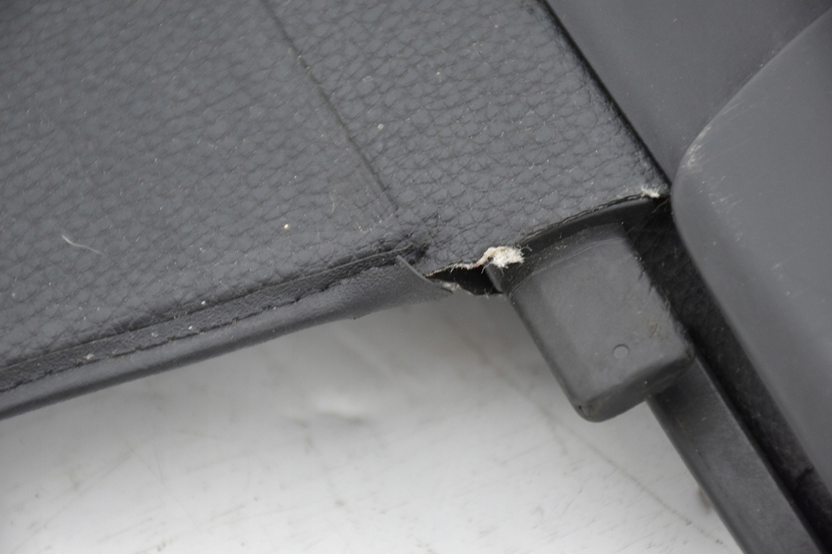 blinds boot VW PASSAT B6 KOMBI 3C9867871