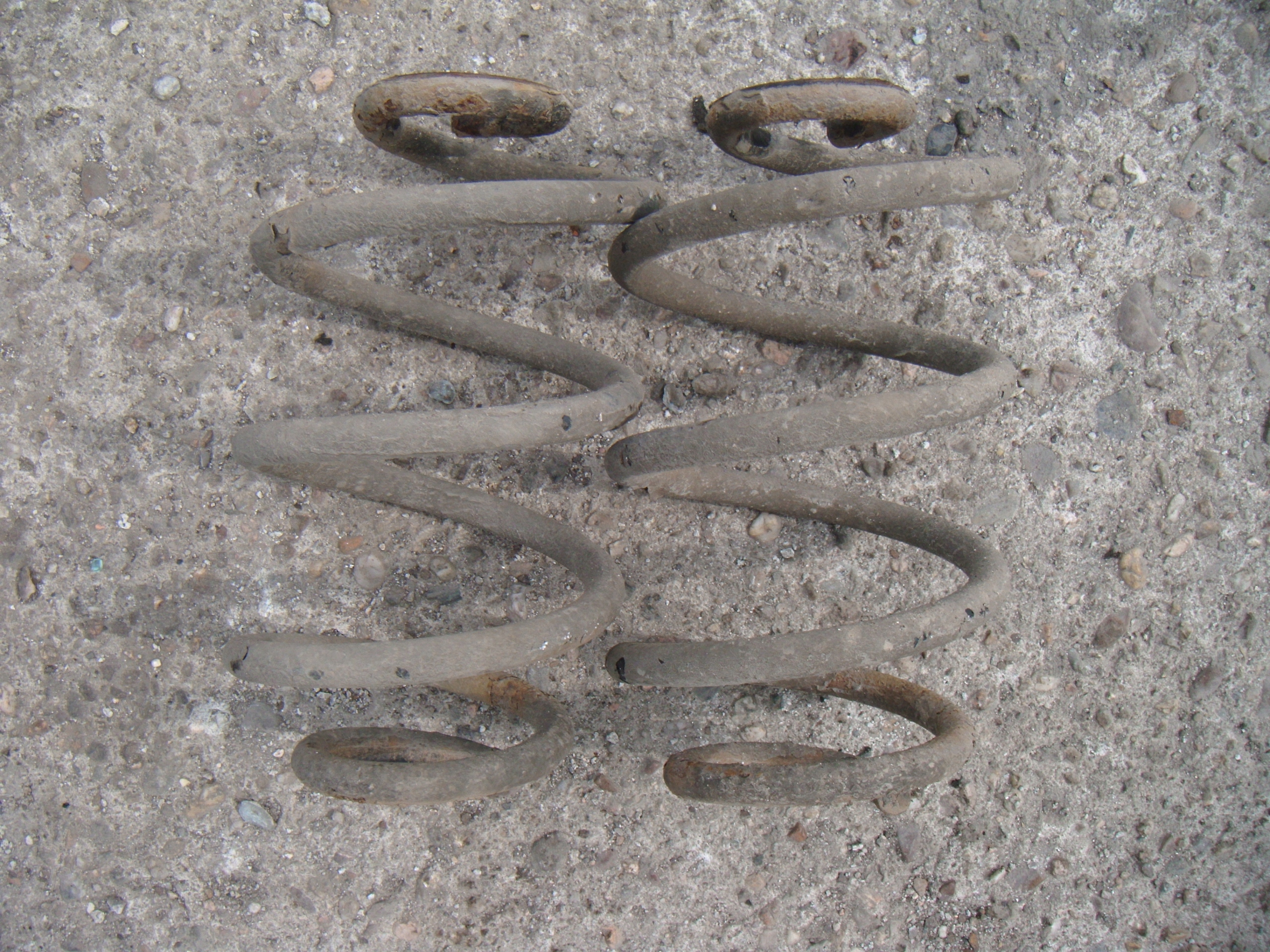 NISSAN MICRA K12 2003 - 2010 1,2 SPRĘŻYNA SPRĘŻYNY ZAWIESZENIA TYŁ KOMPLET