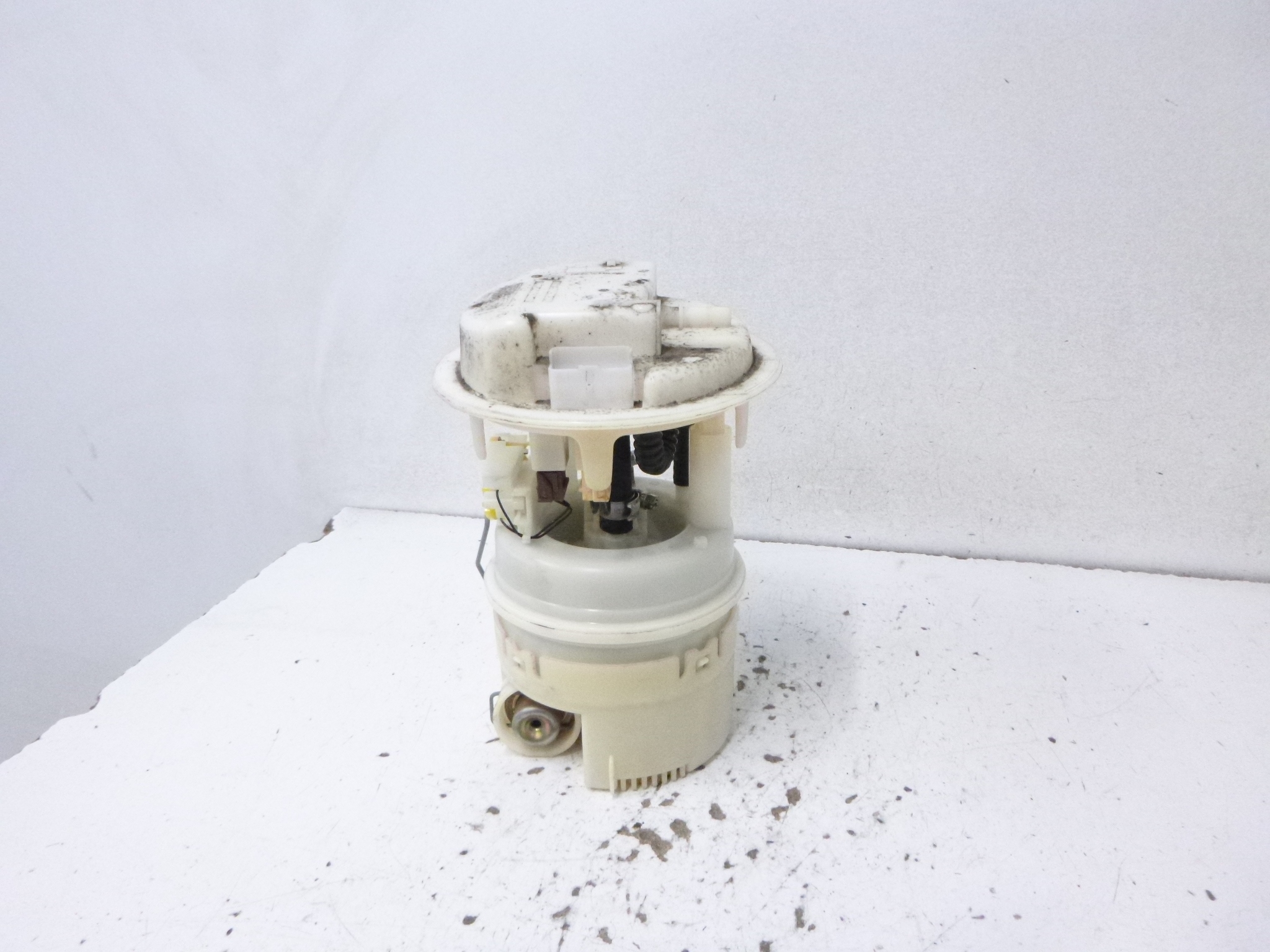 feed pump Peugeot 206 SW 1.4 2002r.