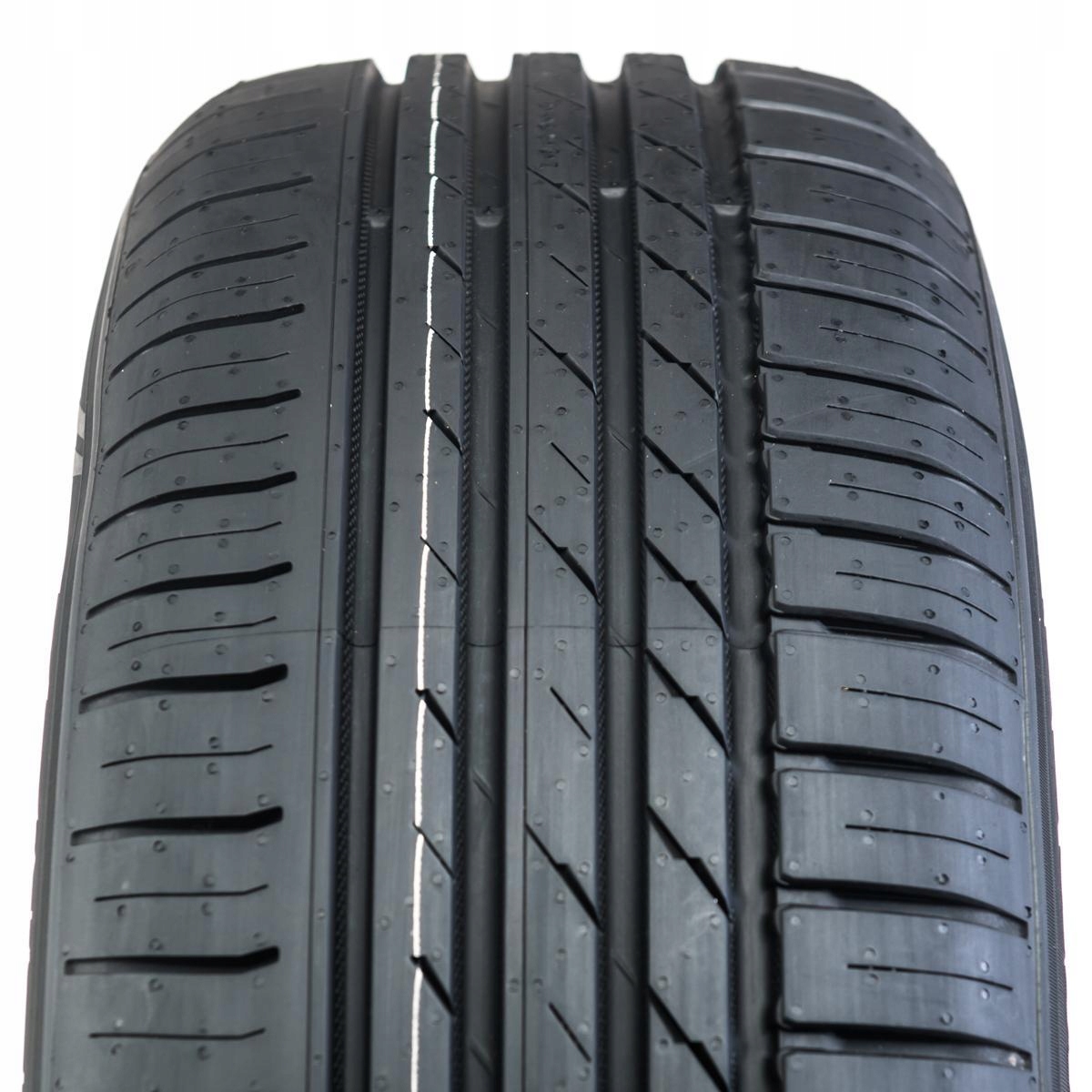 1x Letní Pneumatika 215/50R19 Nokian Tyres Wetproof 1