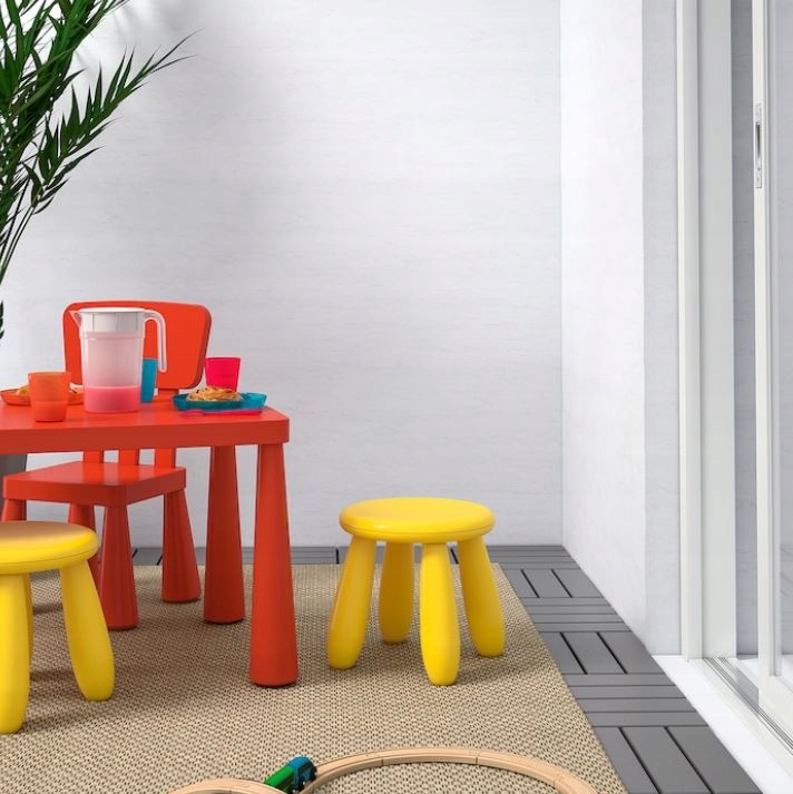 IKEA MAMMUT KRZESEŁKO STOŁEK DLA DZIECKA ŻÓŁTY Marka Ikea
