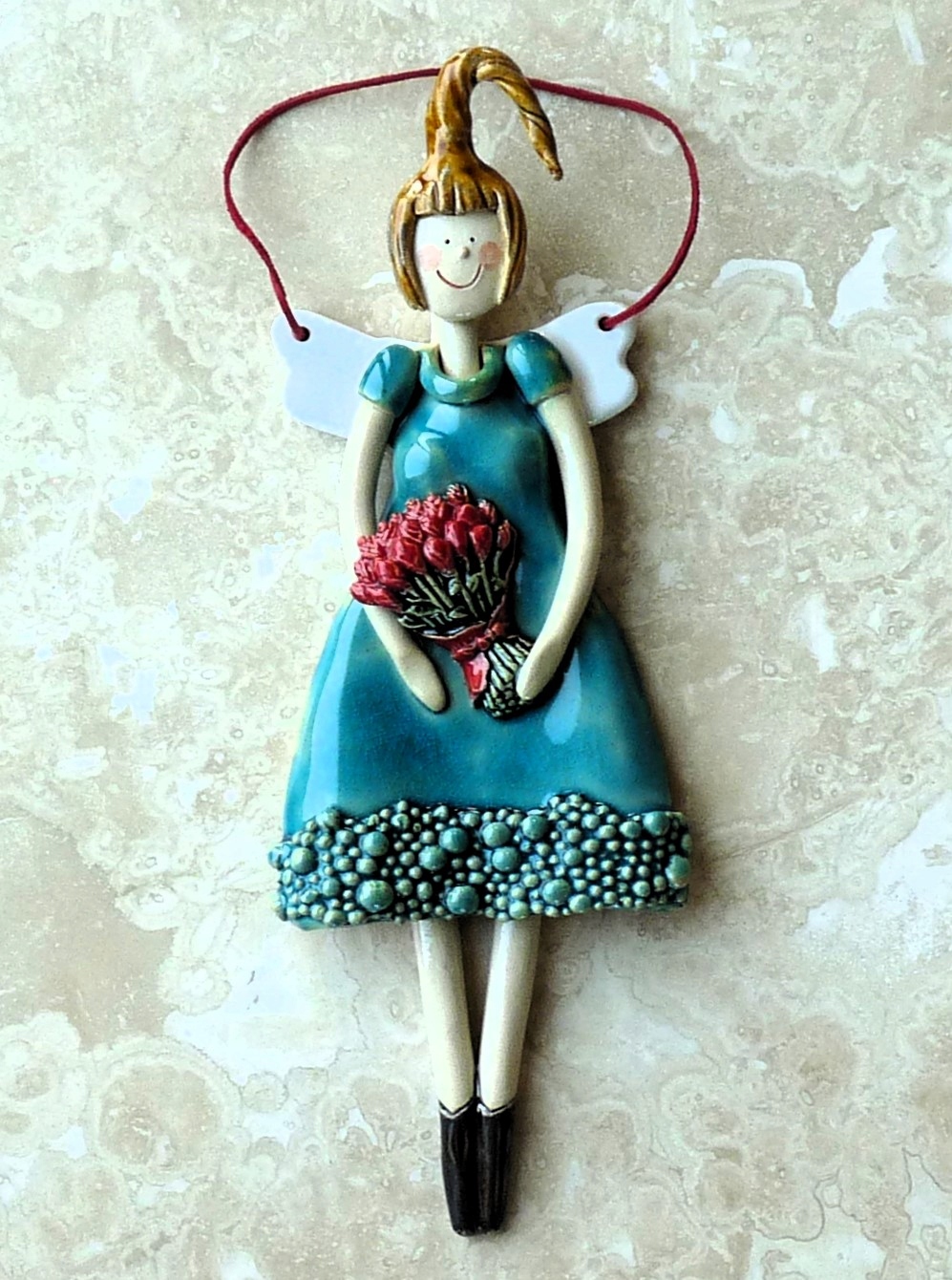 Keramická figurka Anděl Tyrkysový Dívka s květy Růže Dárek 28 cm