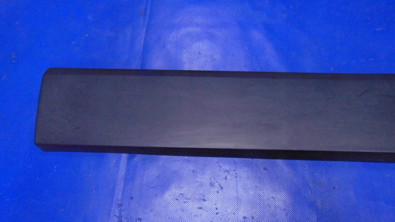moulding side right TALENTO RENAULT TRAFIC III OPEL VIVARO 14-25R