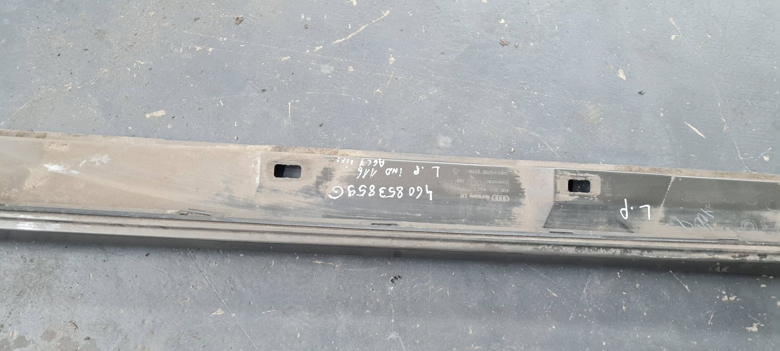 A6 C7 4G LIFT moulding cap threshold left LY1P 4G0853855K