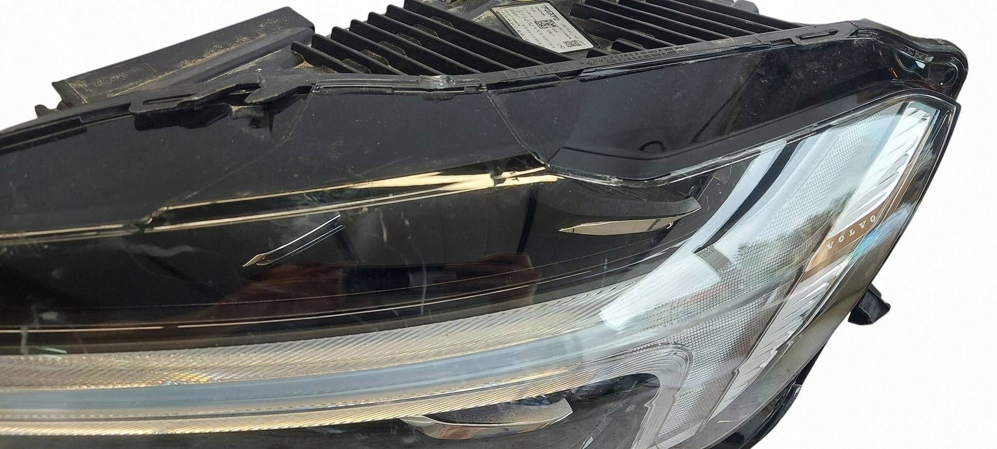 VOLVO XC60 FULL LED 17-24 light front left EU 32420430