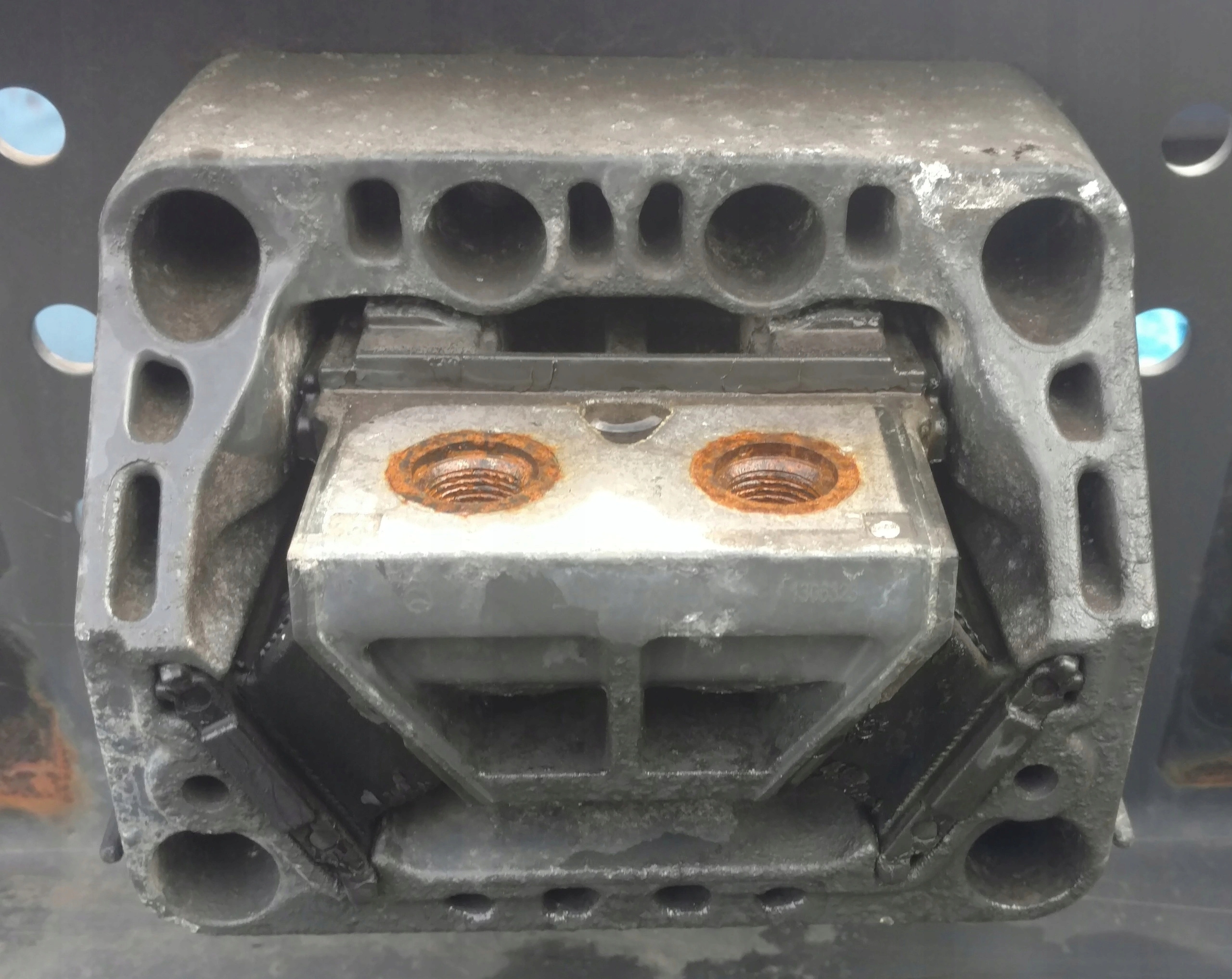 MERCEDES ACTROS Mp4 ПОДУШКА ДВИГУНА A9602412413