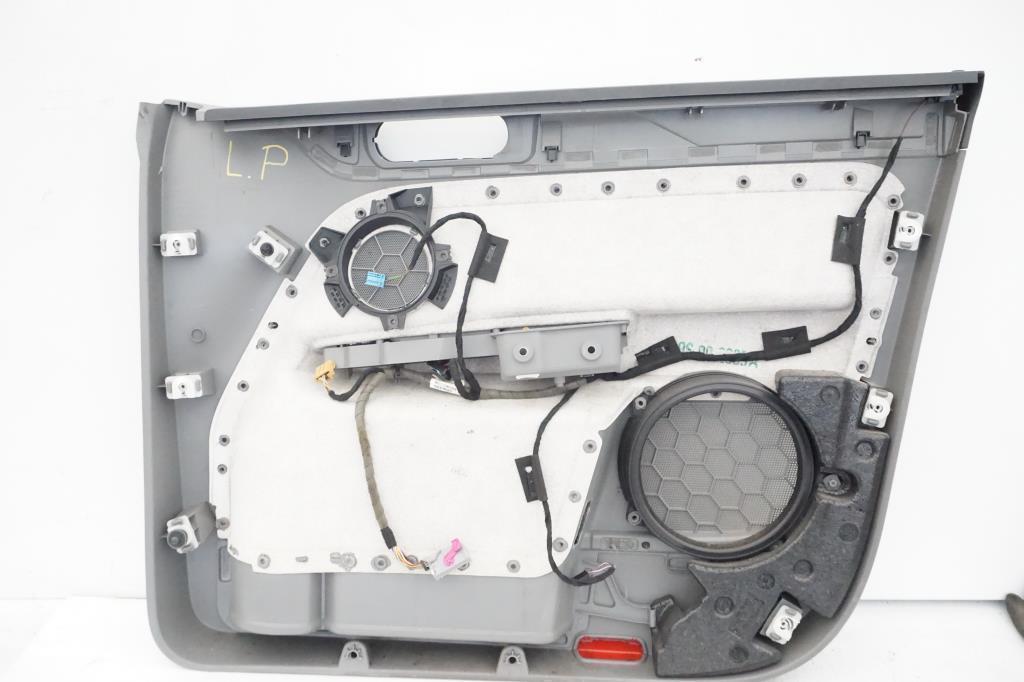 дверные карты передний левый vw Golf V PLUS 2.0