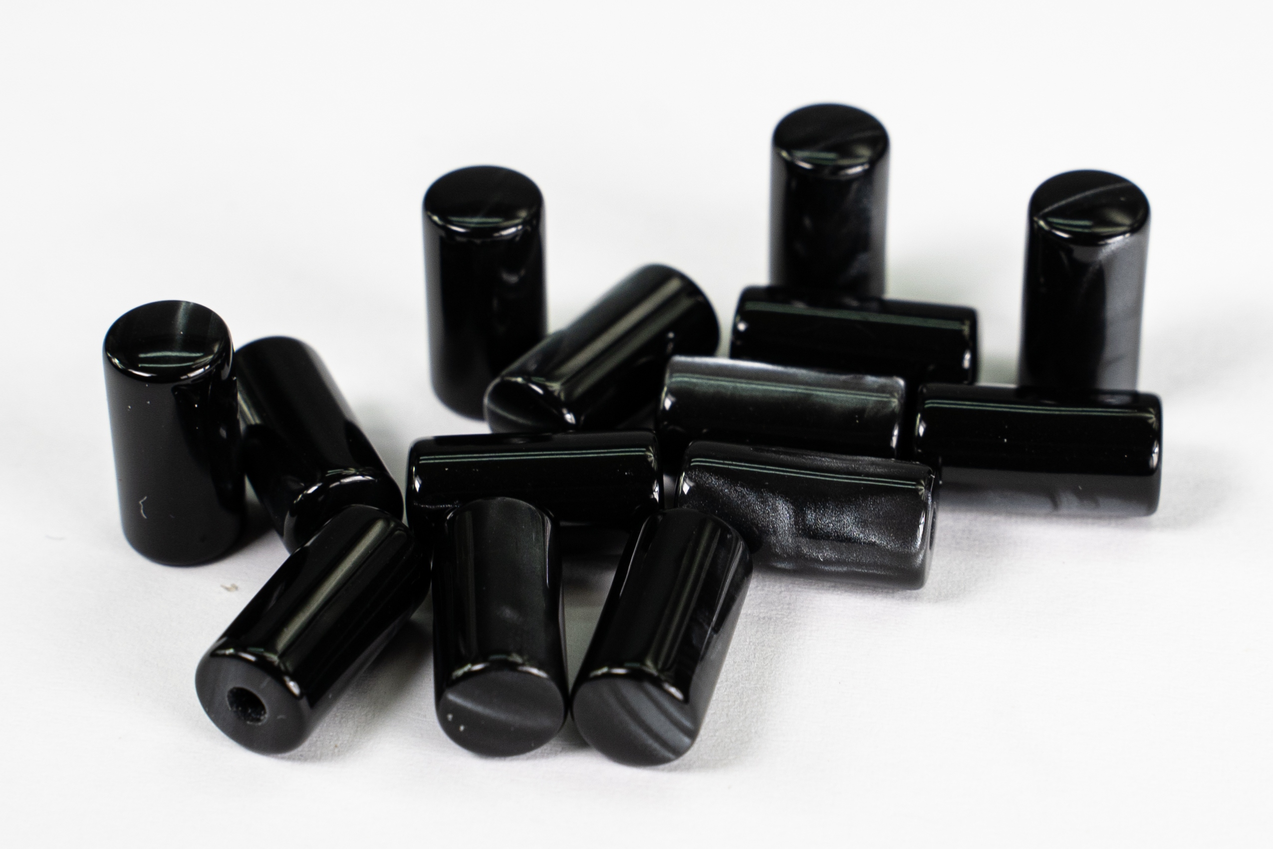 Guziki basowe do akordeonu CZARNA PERŁA 10szt. Marka Italy