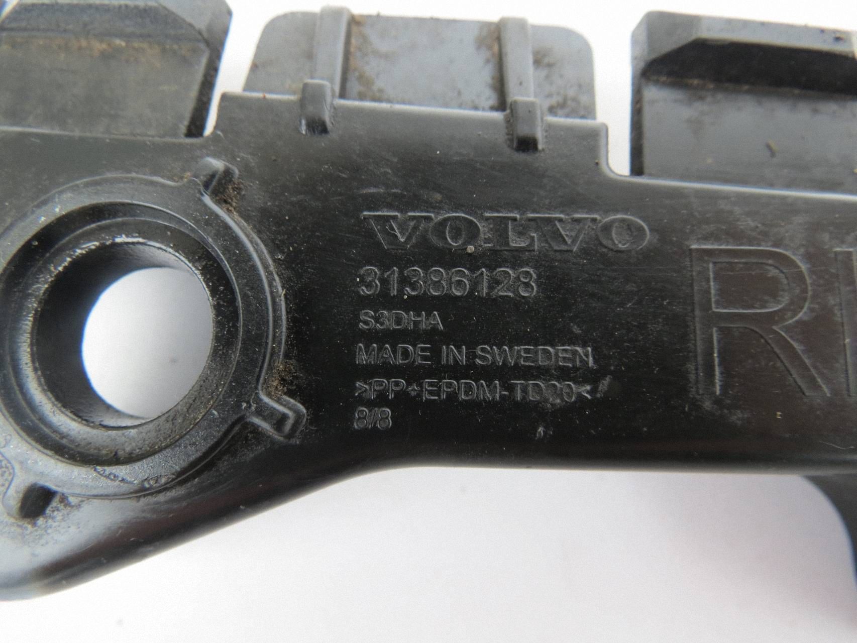 support holder mouldings PROGOWEJ right front VOLVO V90 T8 HYBRYDA 31386128