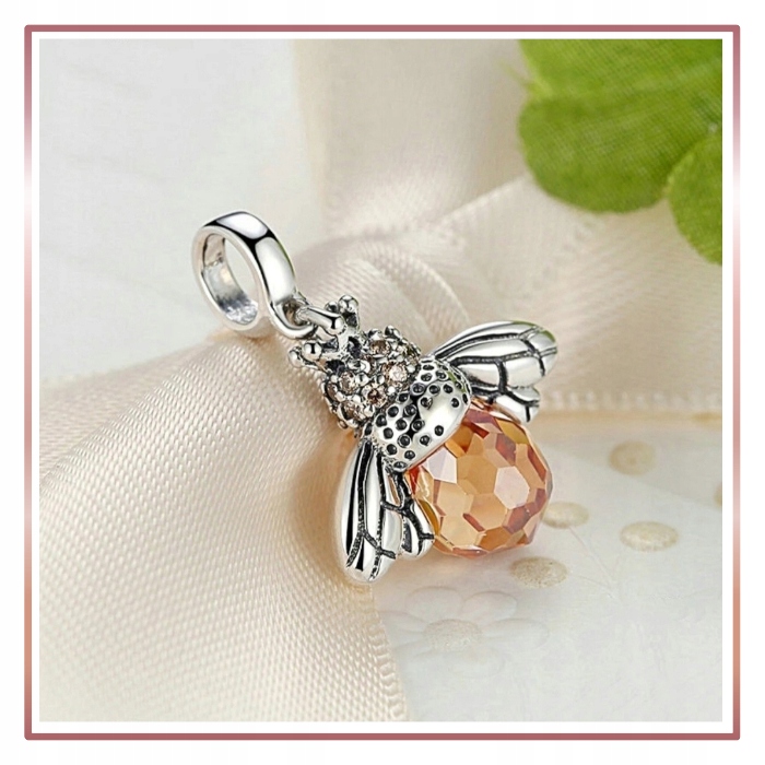 Charms PSZCZOŁA zawieszka DZIEŃ KOBIET S925 Marka A.R. Silver