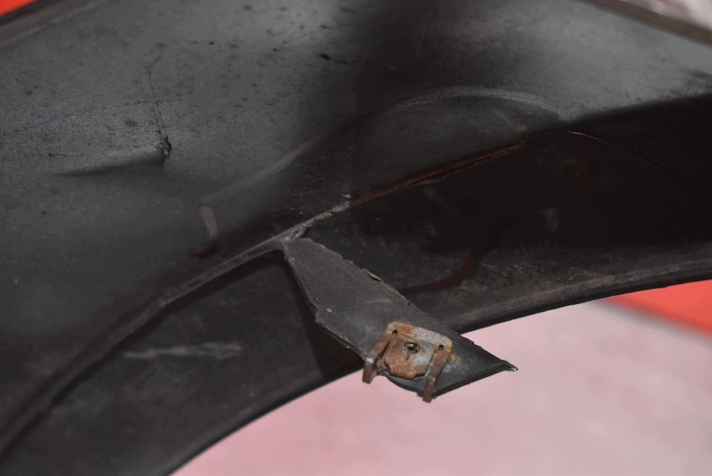 bumper front front (668/9) SCHWARZ II BMW E90 E91 04-08