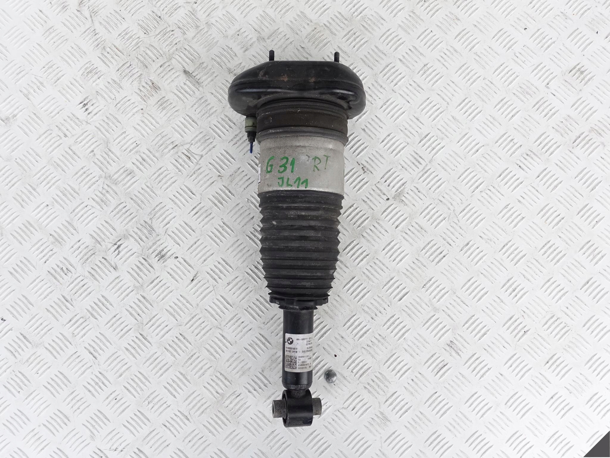 BMW 5 G31 G30 shock absorber right rear part 6882826 1865KM