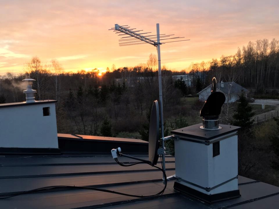 MASZT ANTENOWY SKŁADANY STALOWY 1,5M 150CM OCYNK Model BX5717