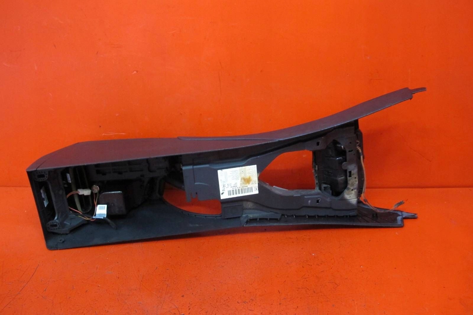 BMW 3 E90 E91 TUNEL central armrest leather EUROPA