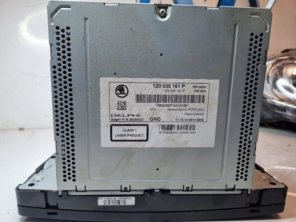 RADIOODTWARZACZ RADIO SKODA 1Z0035165P DELPFI LEGALNE VWCARGROUP.PL Marka Delphi