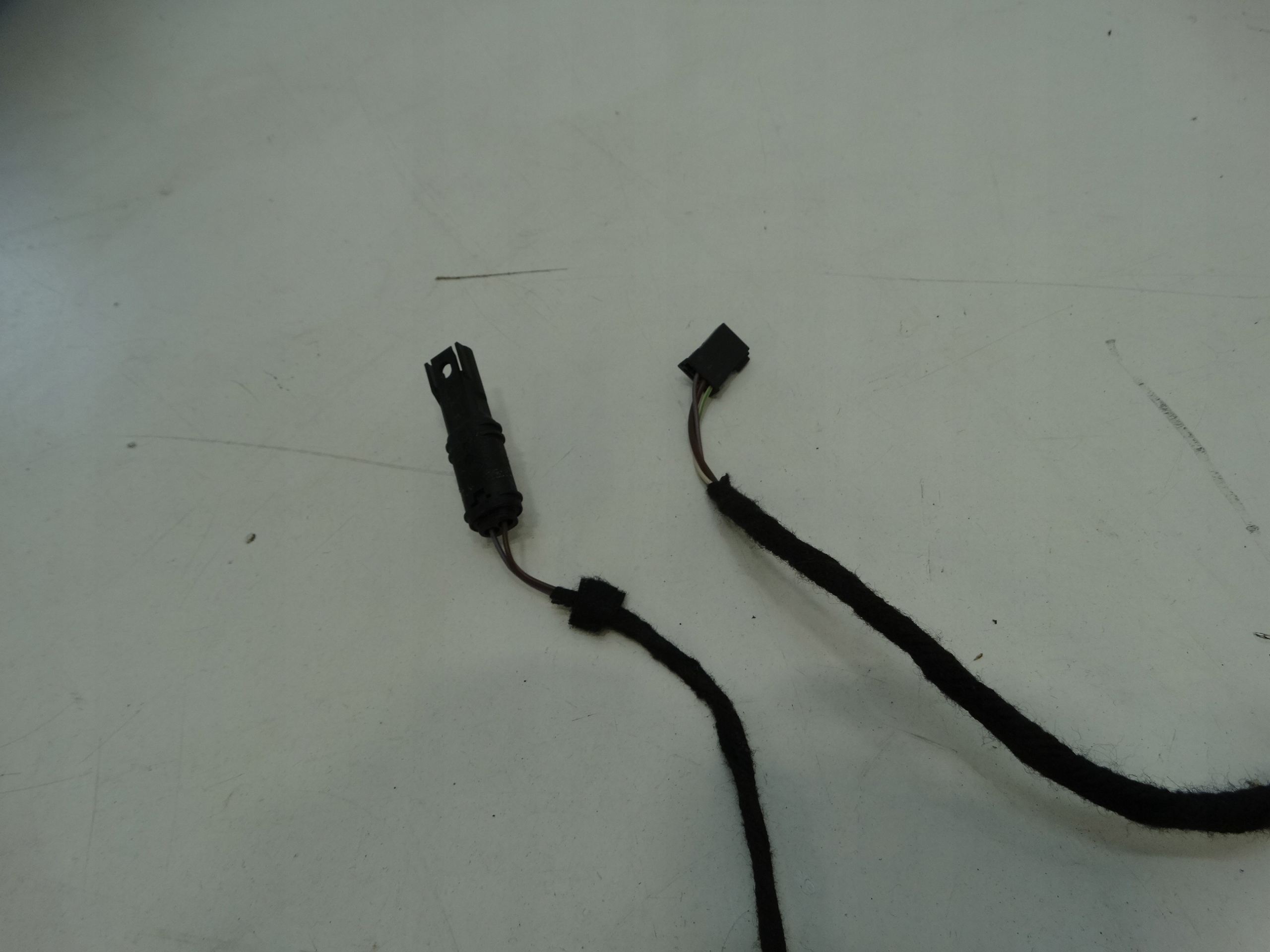 bundle door left front BMW F20 2013R. 9286187-01