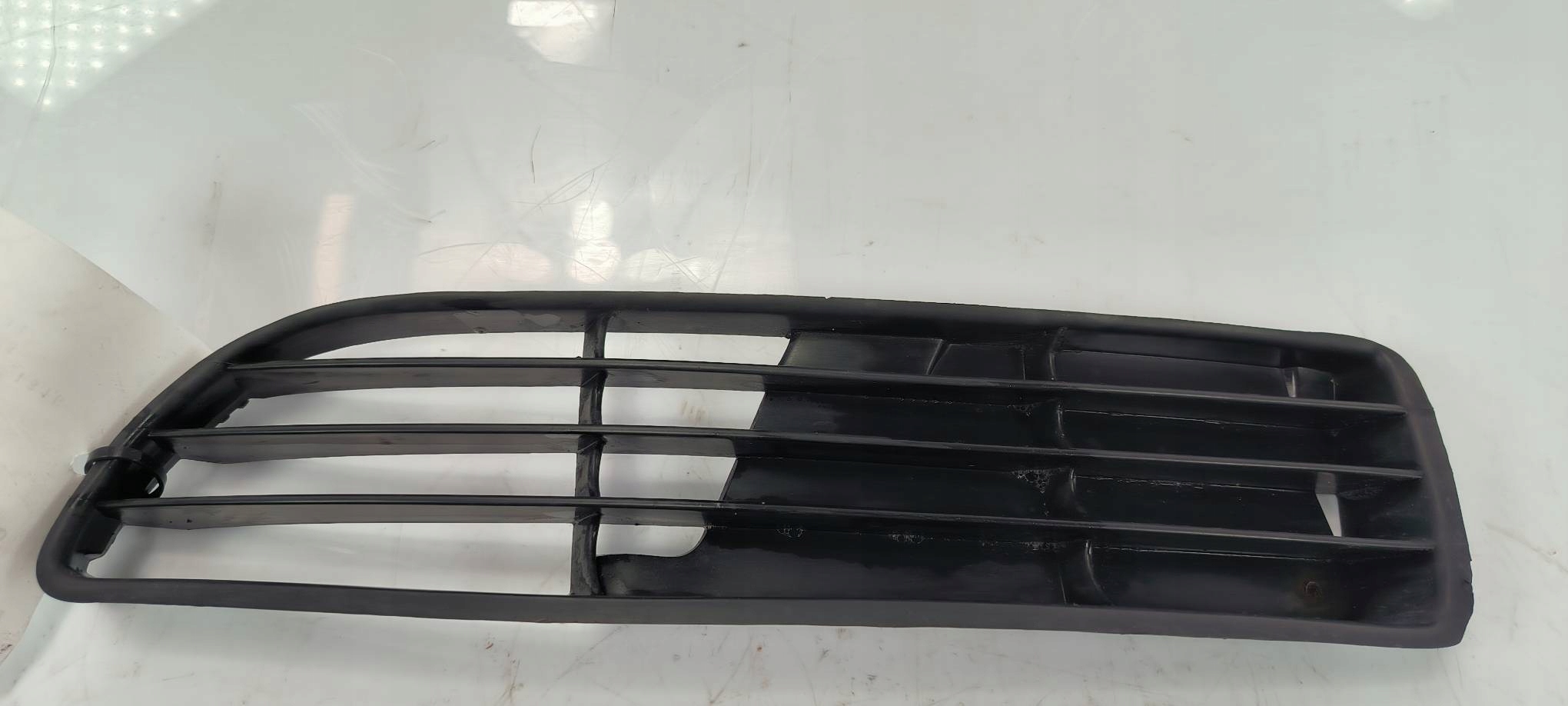 Grille Pare choc Avant AUDI A4 B5