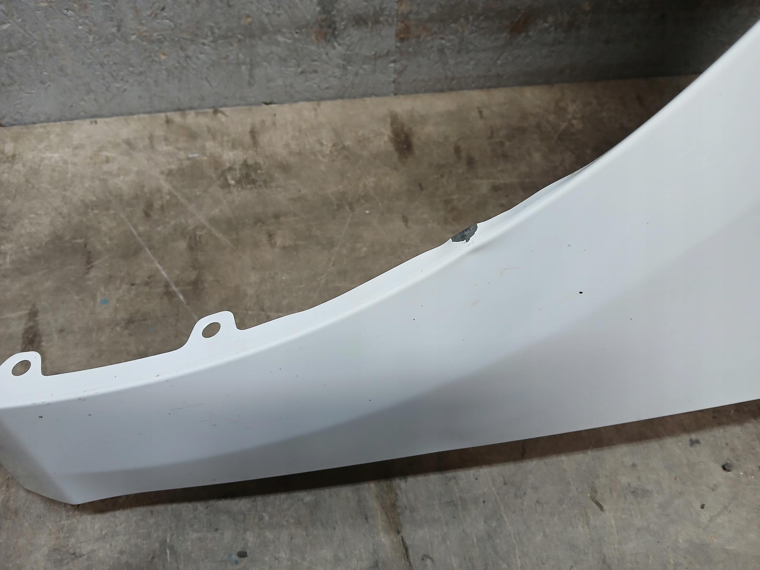 fender front left FORD FIESTA MK8