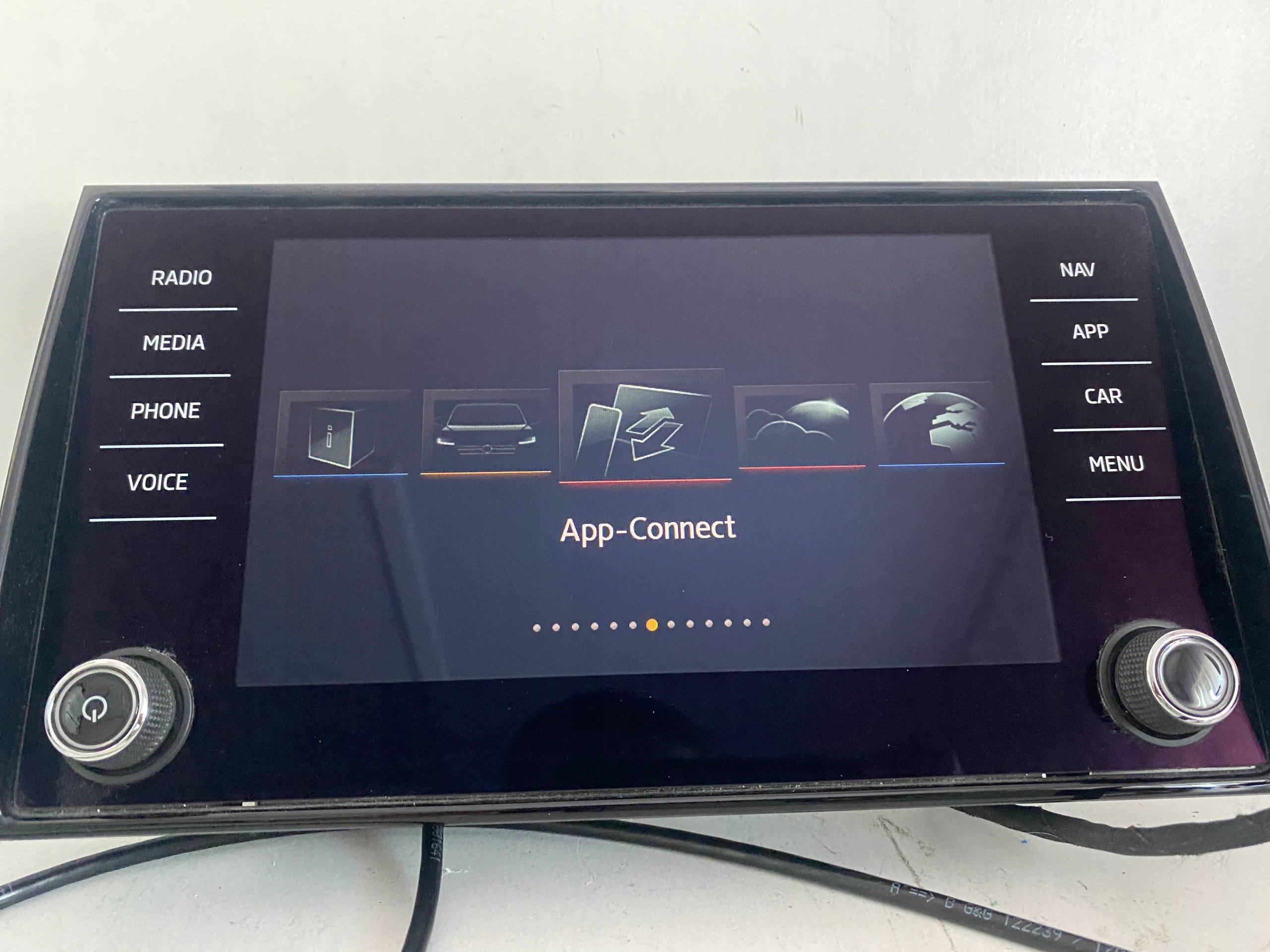 SAT NAV MIB2 EKRAN 8' RADIO SKODA KODIAQ KAROQ