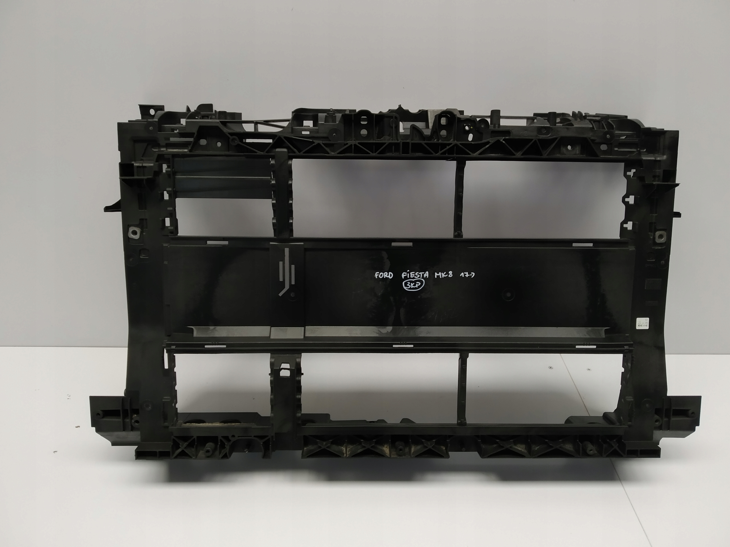 17+ Fiesta VIII Mk8 pillar iron front body wall