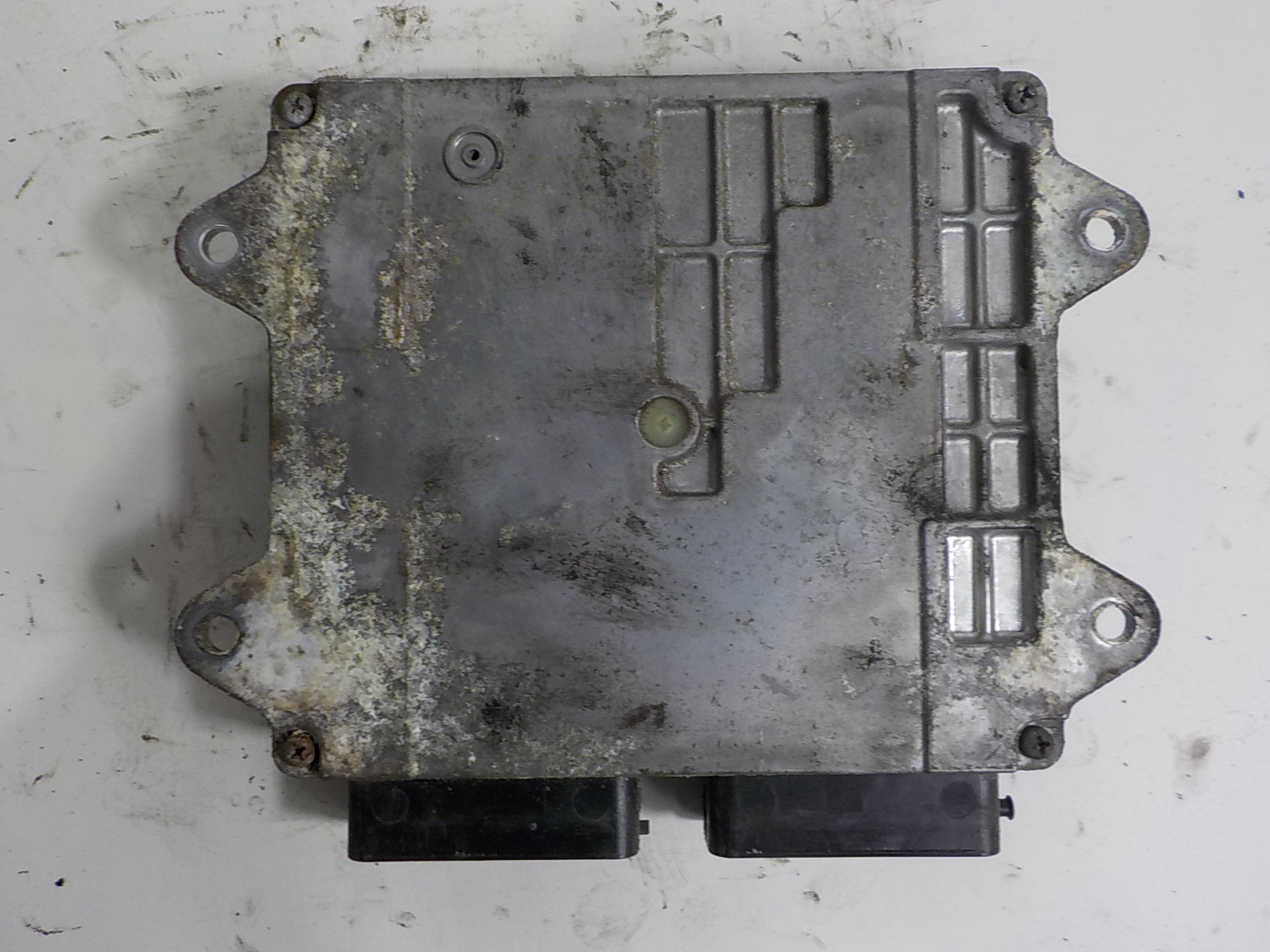 MITSUBISHI COLT VI computer control unit 1860095500 1860A955