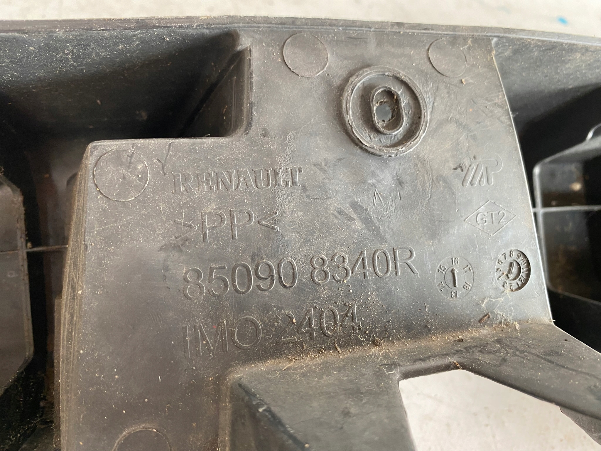 DACIA DUSTER and LIFT 13-17 ABSORBER of a bumper rear part 850908340R