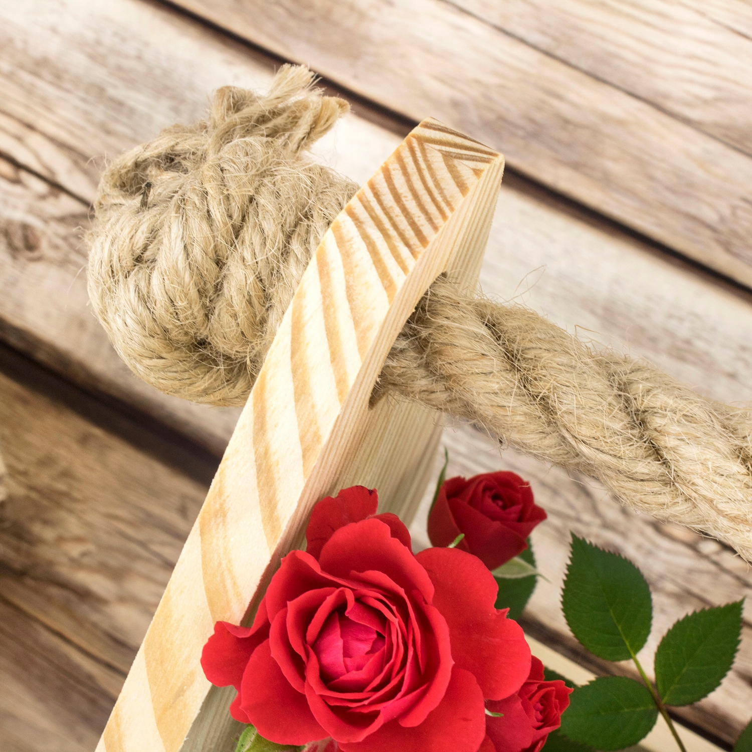 DREWNIANA DONICZKA NA KWIATY PREZENT NA DZIEŃ MATKI dla MAMY Marka ePrezenty