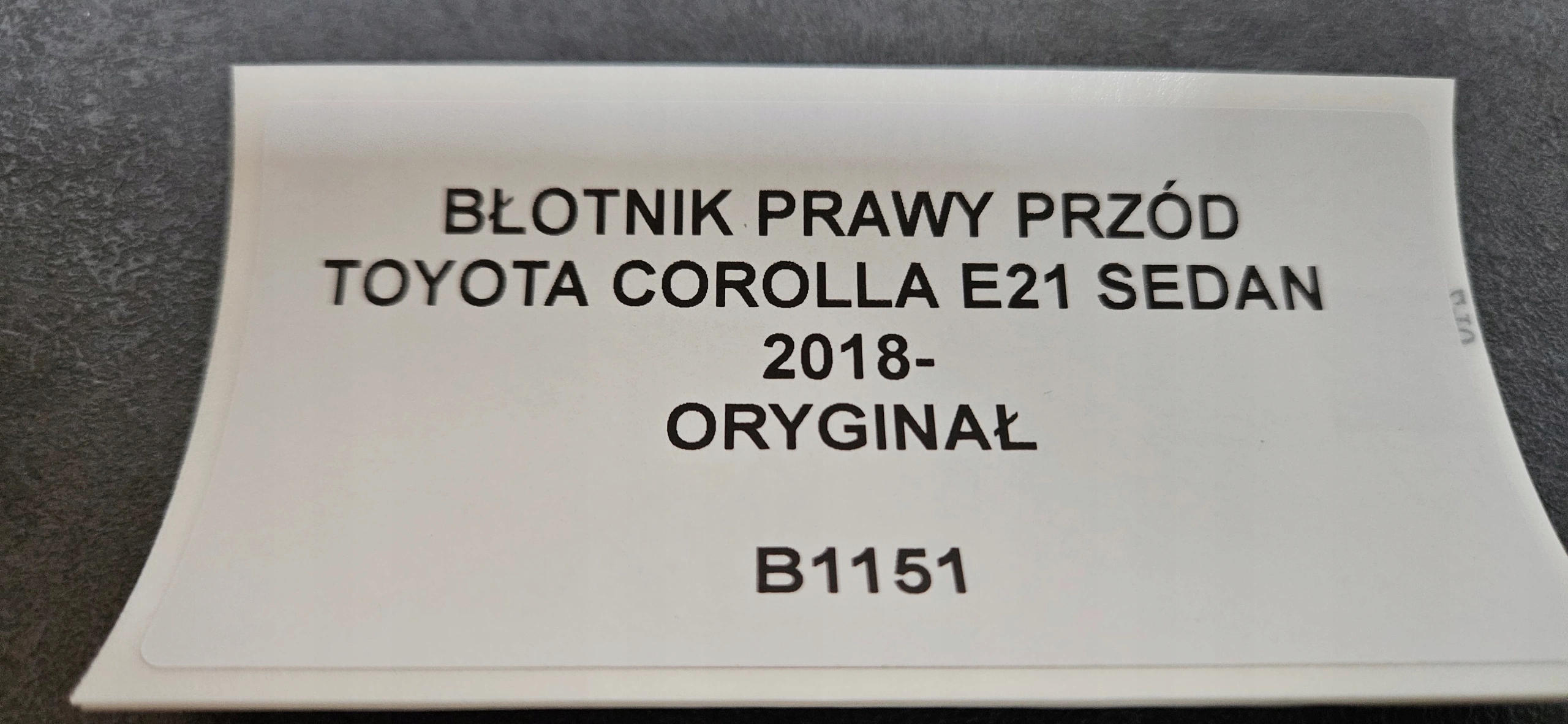 Aile Droite Avant TOYOTA COROLLA E21 Berline 18- Original