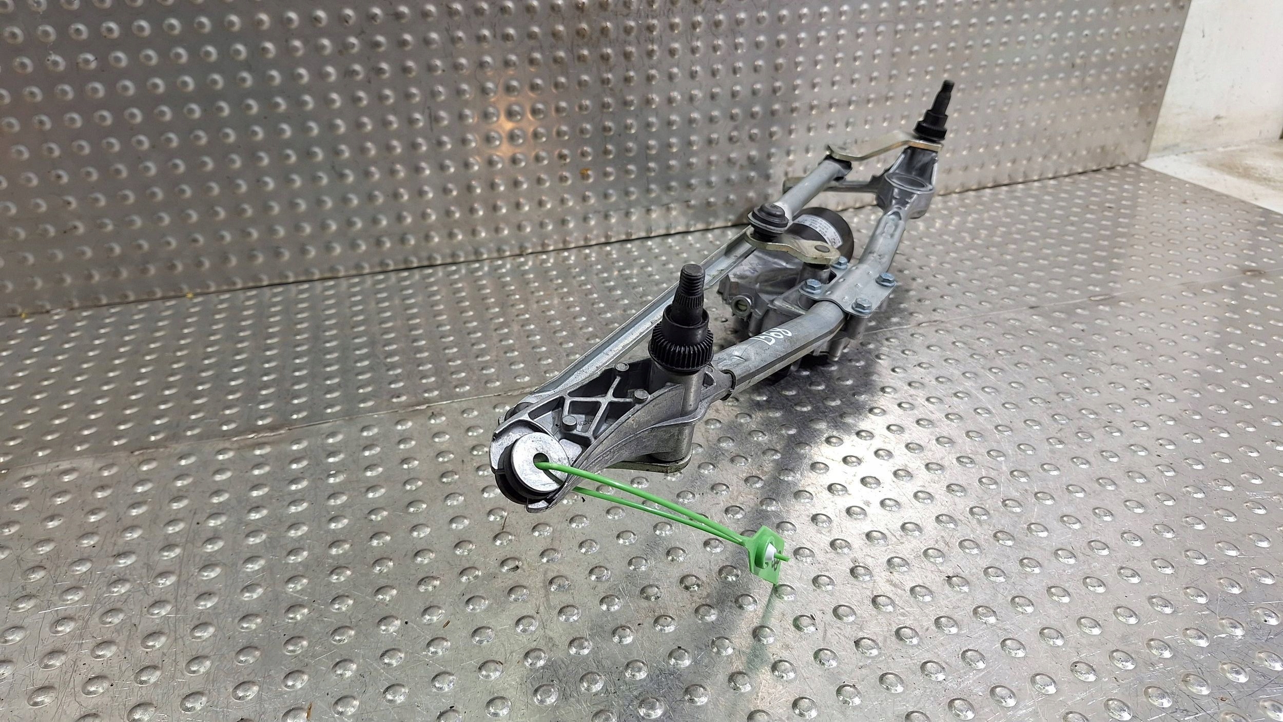 Gestänge Motor Wischer vorne 6978263 BMW 3 E90 E91 E92 E93 EUROPA