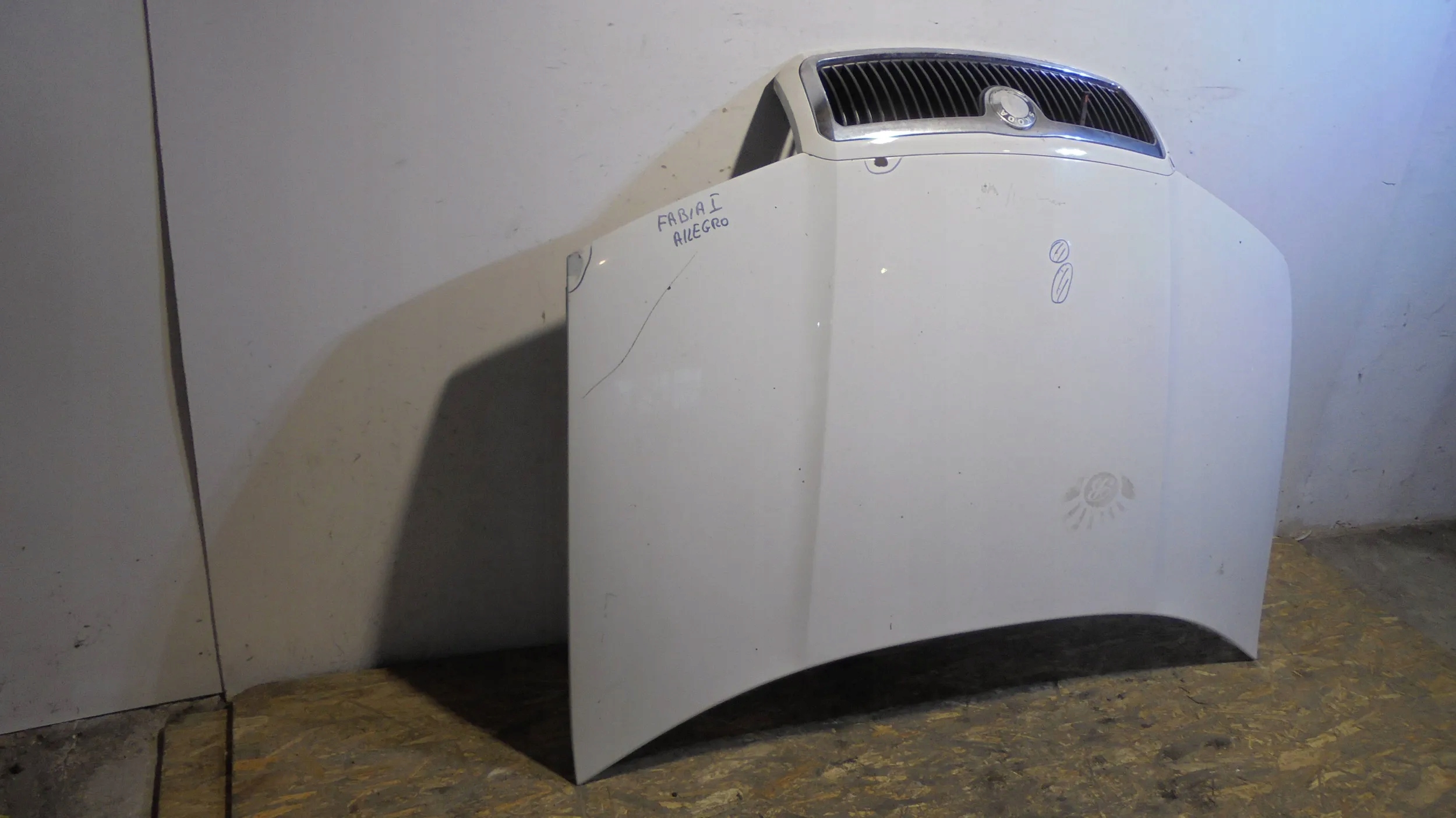 kapota předek Skoda Fabia a