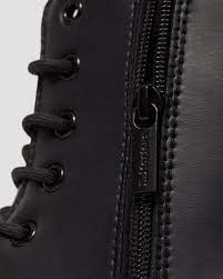 DR.MARTENS VEGAN JADON II MONO BLACK 25310001 r 39 Marka Dr. Martens