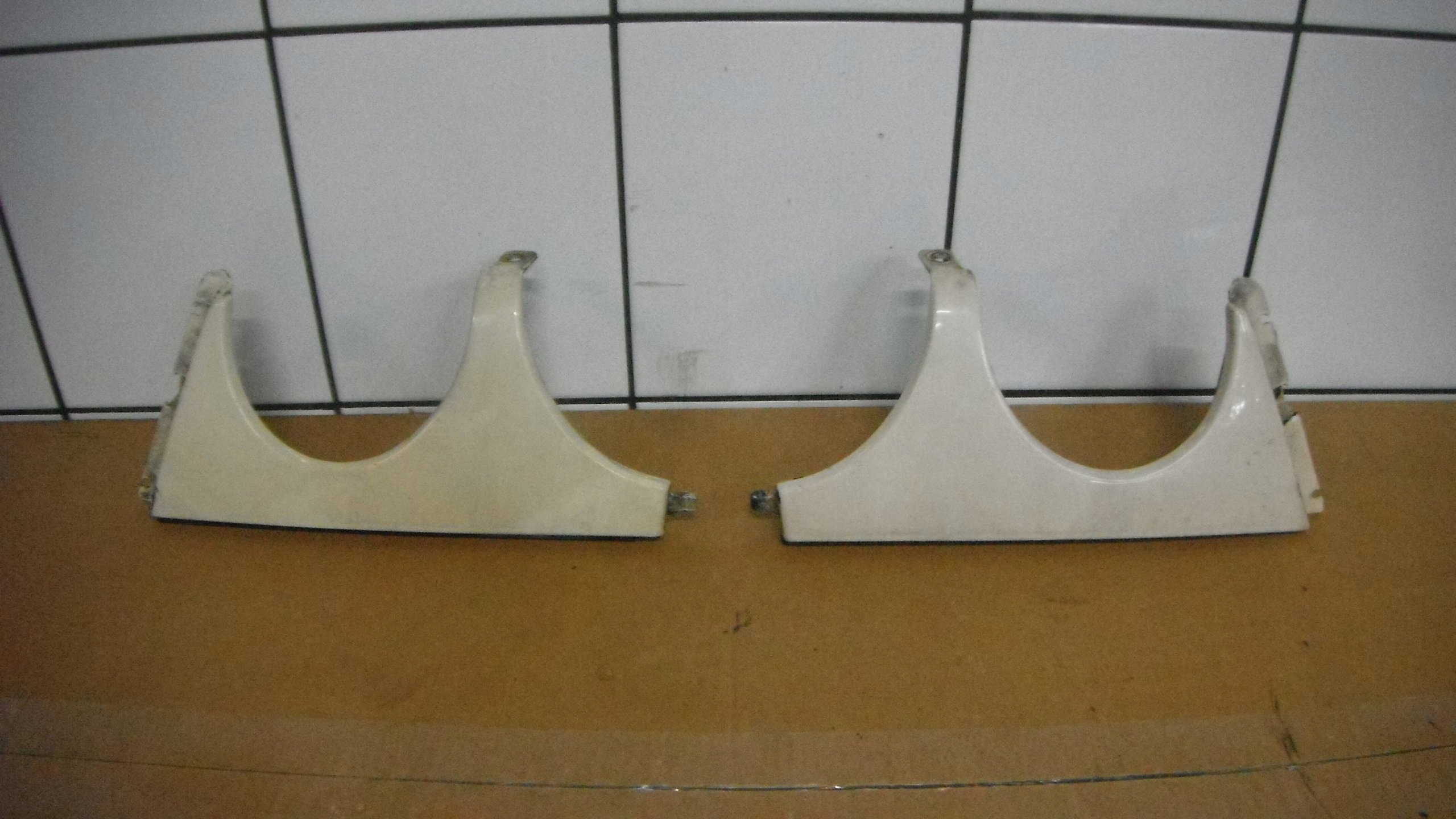 MERCEDES W210 95-02 LISTWA POD LAMPE