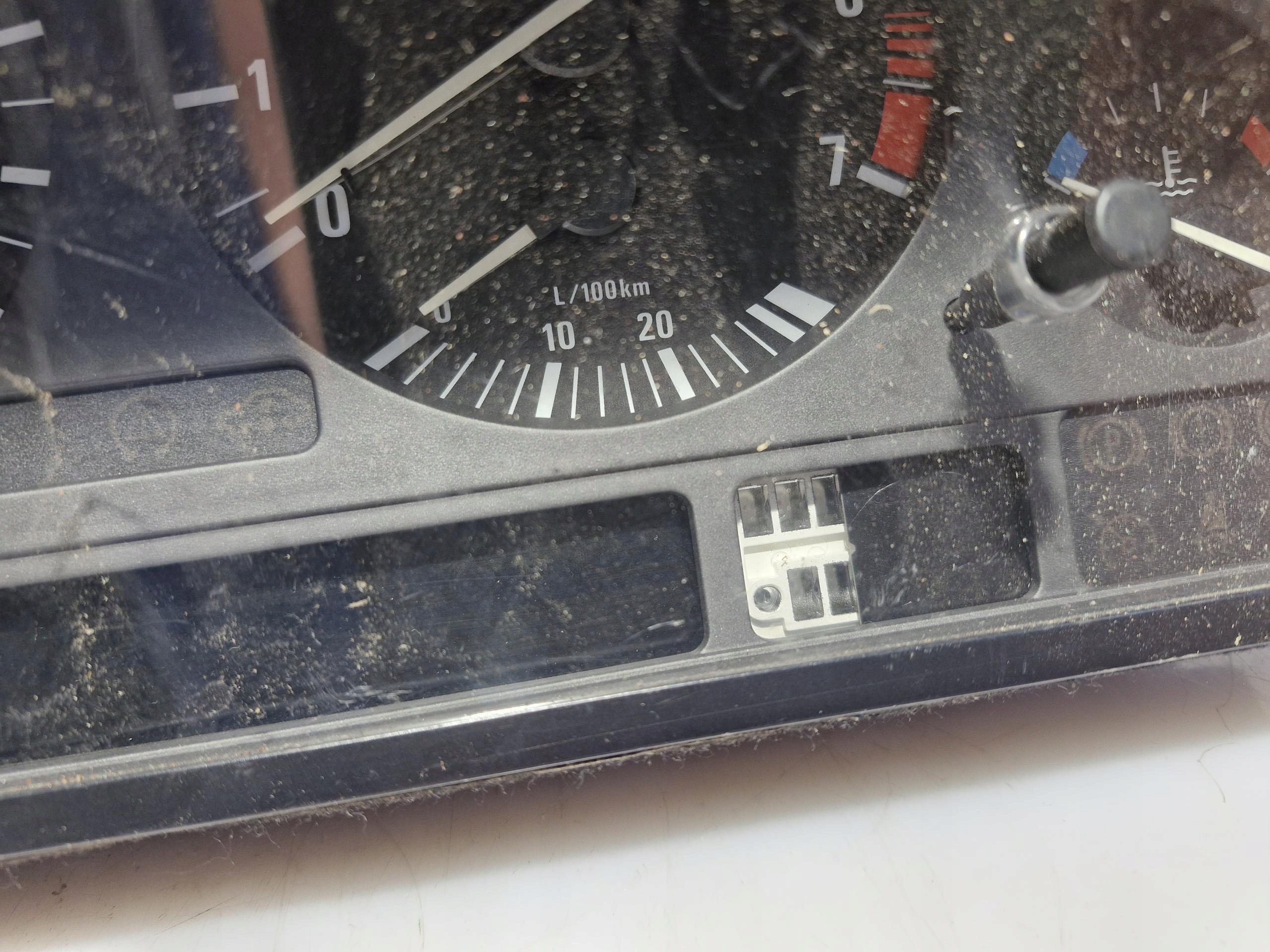 BMW E39 dials dials PREDKOSCIOMIERZ EUROPA original 8369031 8369051