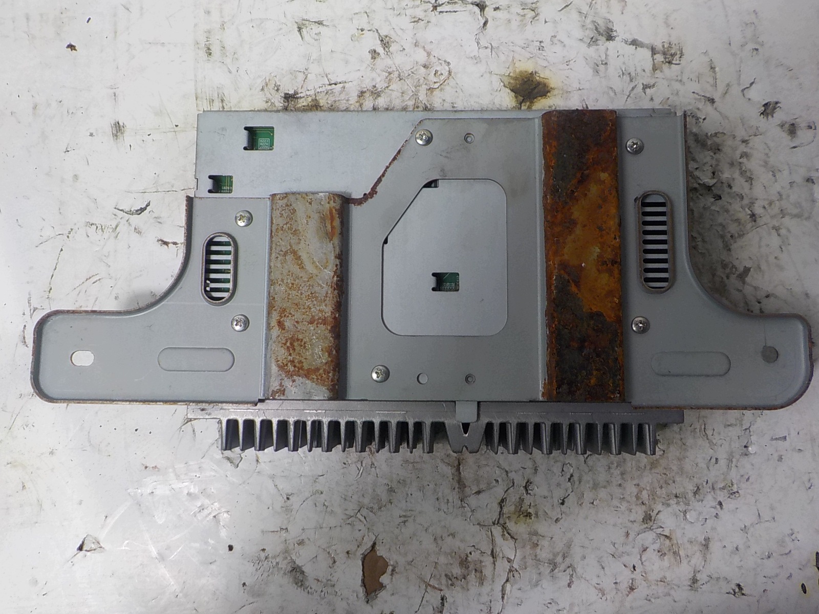 SAAB 9-3 II amplifier 12773378 YS 3378