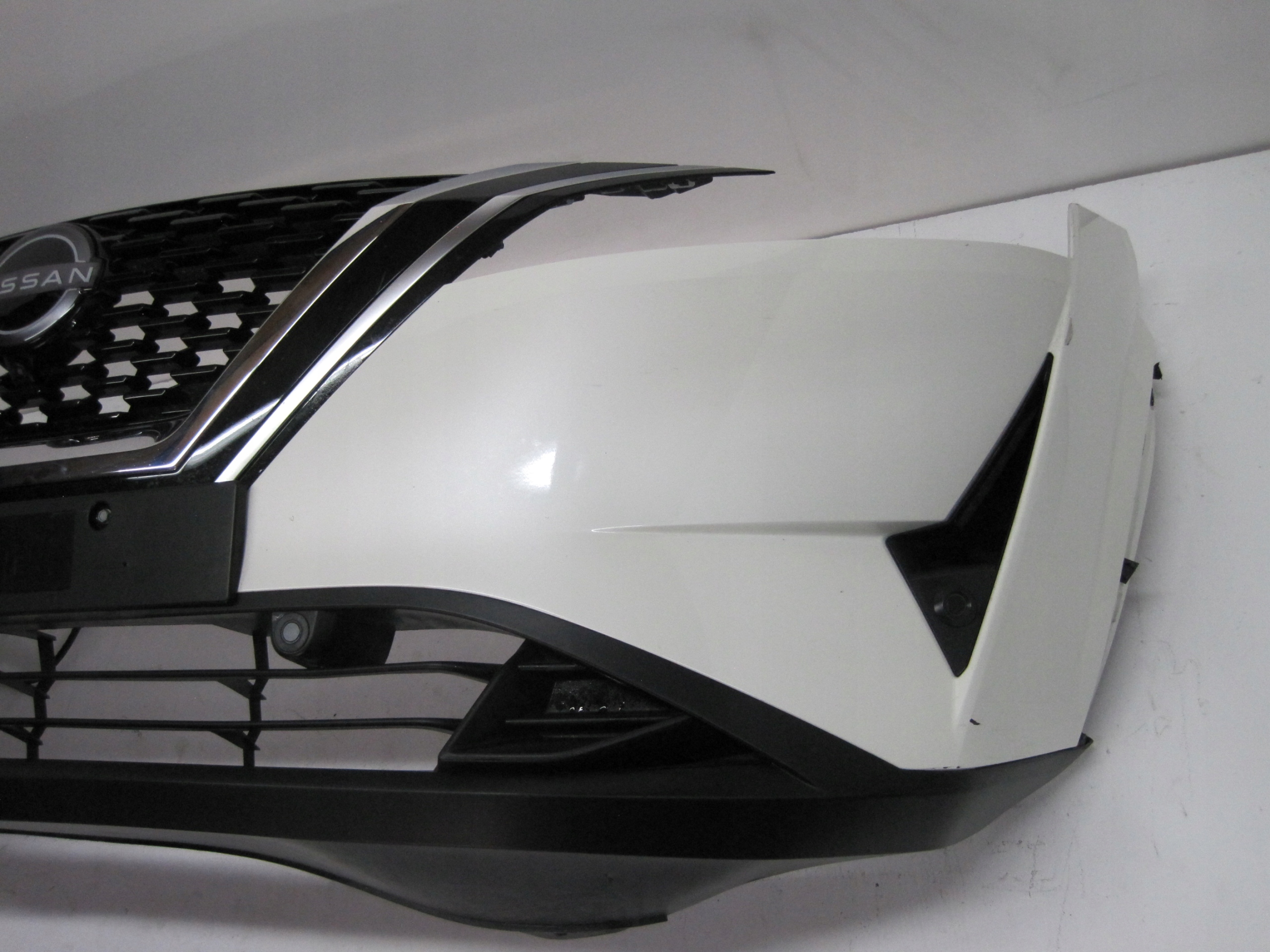 bumper NISSAN QASHQAI III J12 4 PDC KAMERA 23R front front