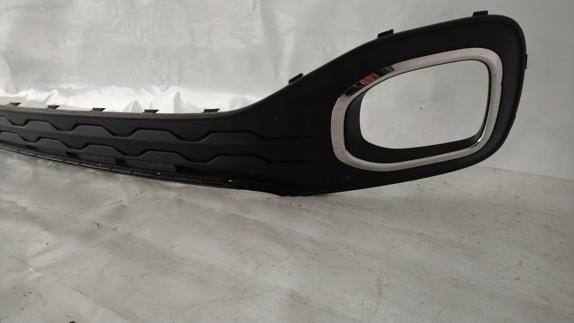 grid of a bumper front VW T-CROSS 2GM853677A