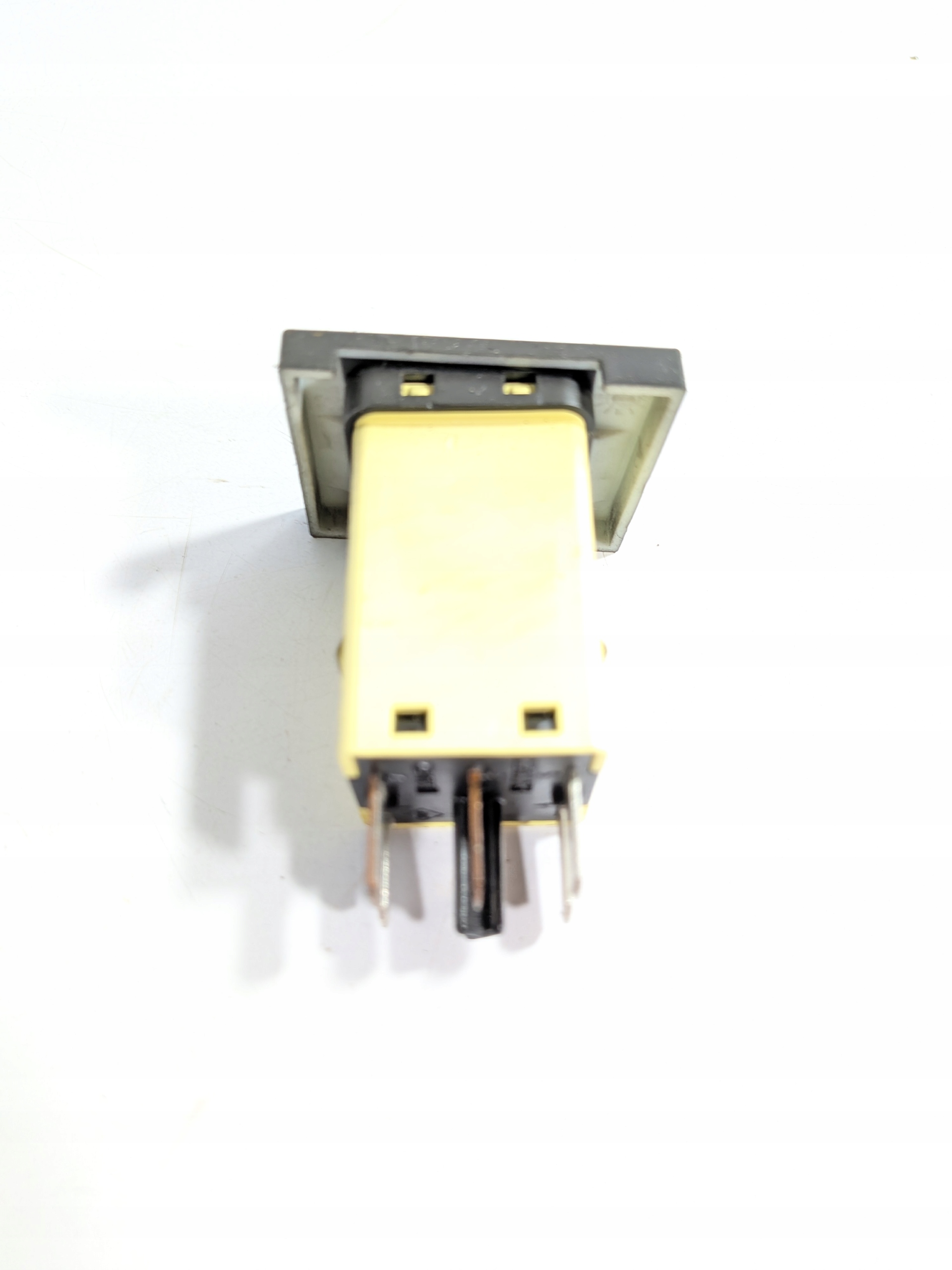 switch switch PANEL POGRZEWANIA seats 09147901 Opel Omega B 94-03