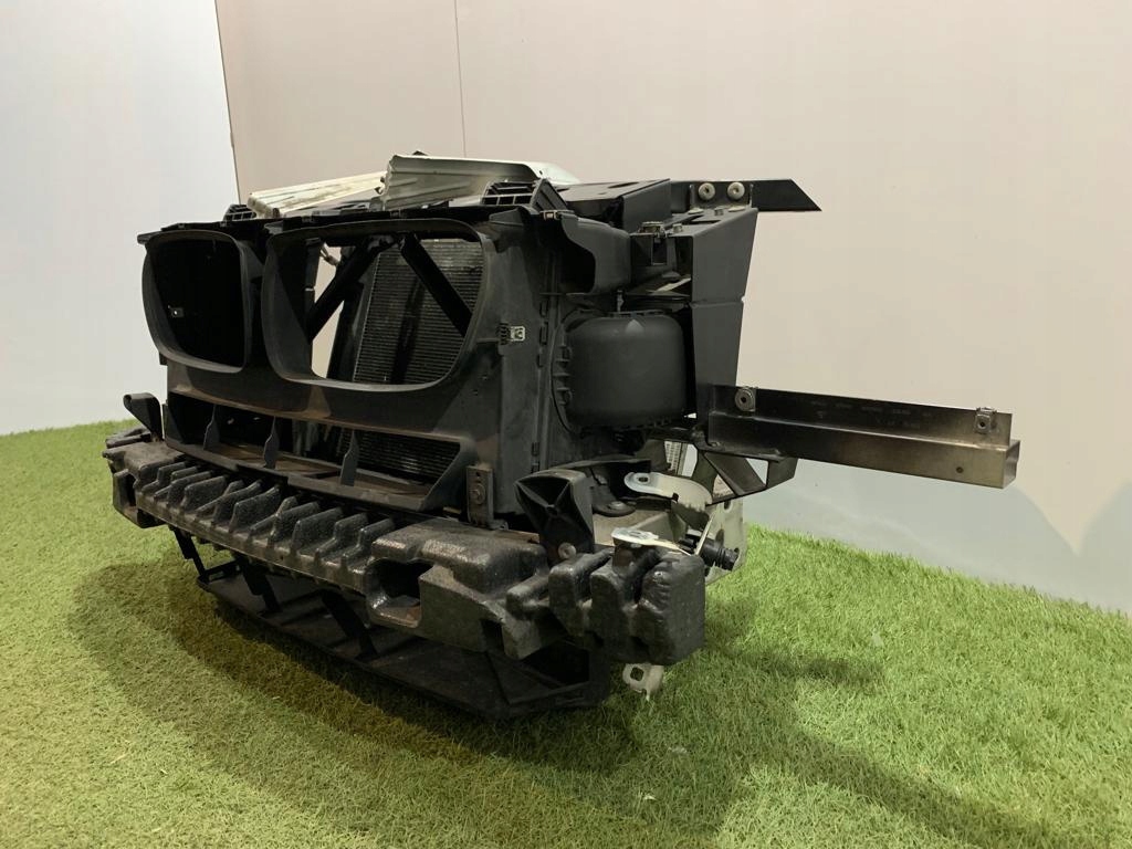 BMW X3 F25 Pas Przedni / Zestaw Chłodnic- 12937 Numer katalogowy części 51747210476