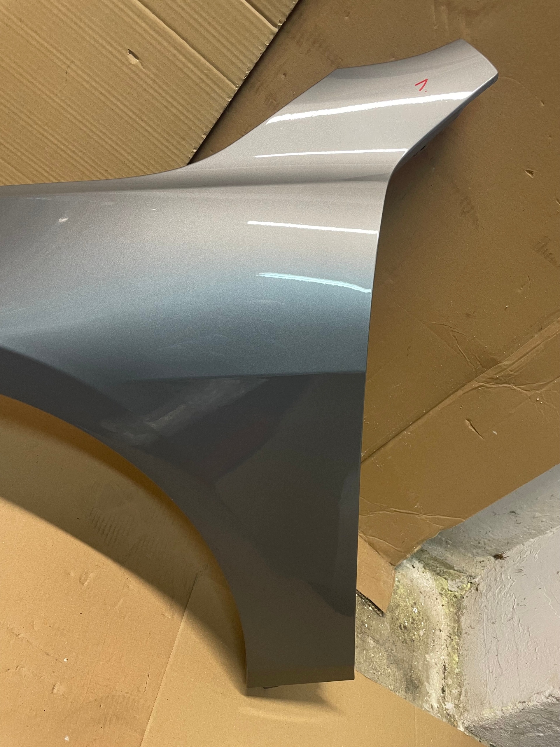 parafango anteriore sinistra BMW 2 F74 colore C4W