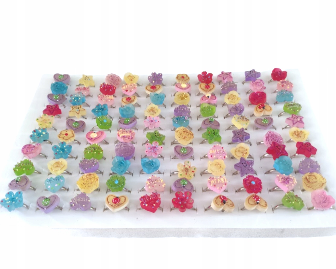 Pierścionki dziecięce kolorowe