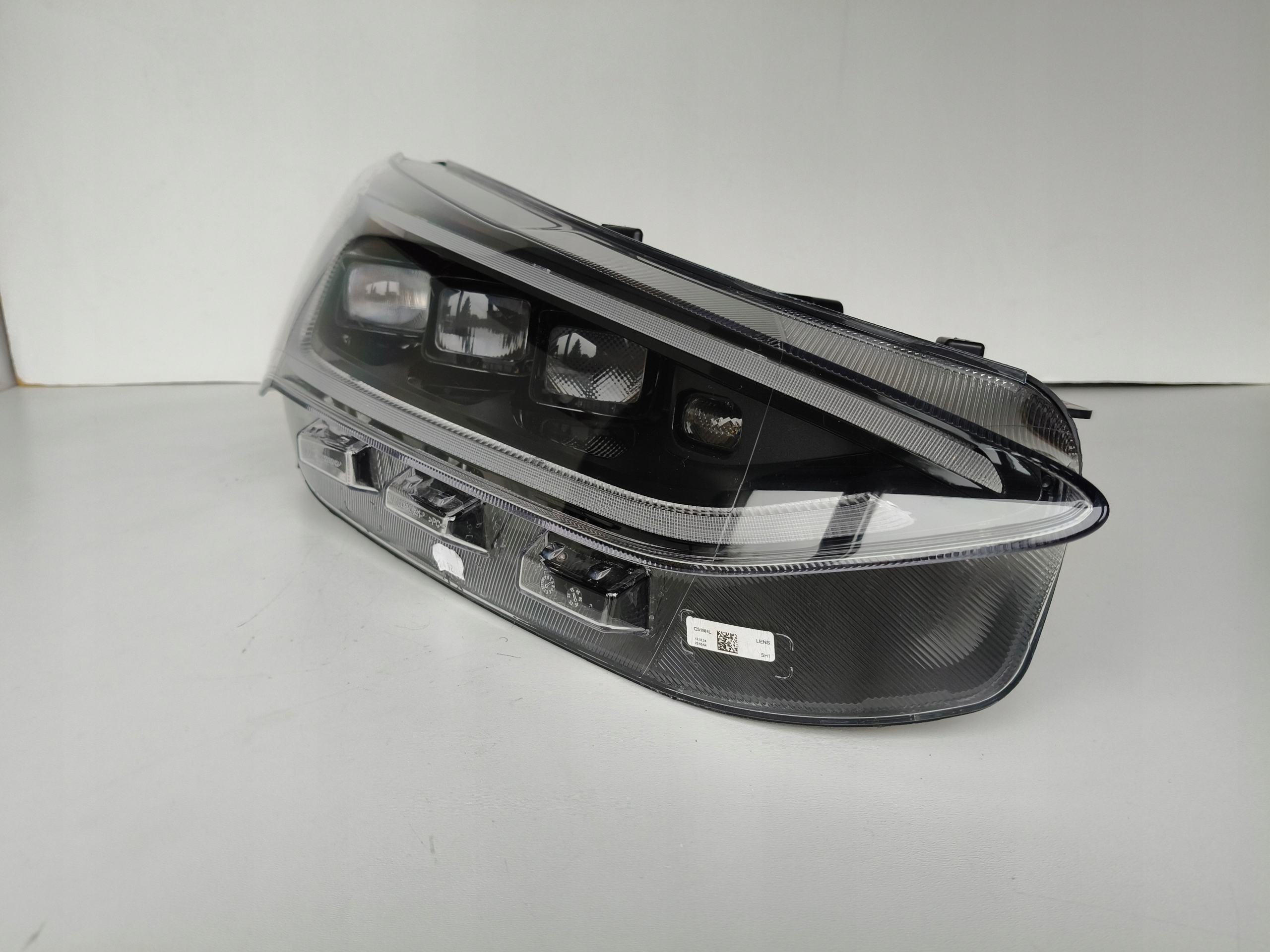 light right REFLEKTOR FORD FOCUS MK4 22- LIFT FULL LED