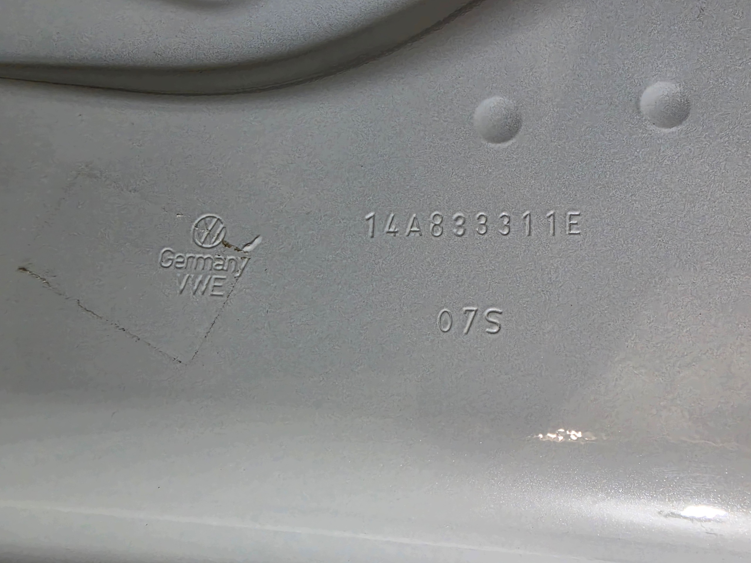 ^ VW ID7 14B 22-door left rear part rear. 14A833311E