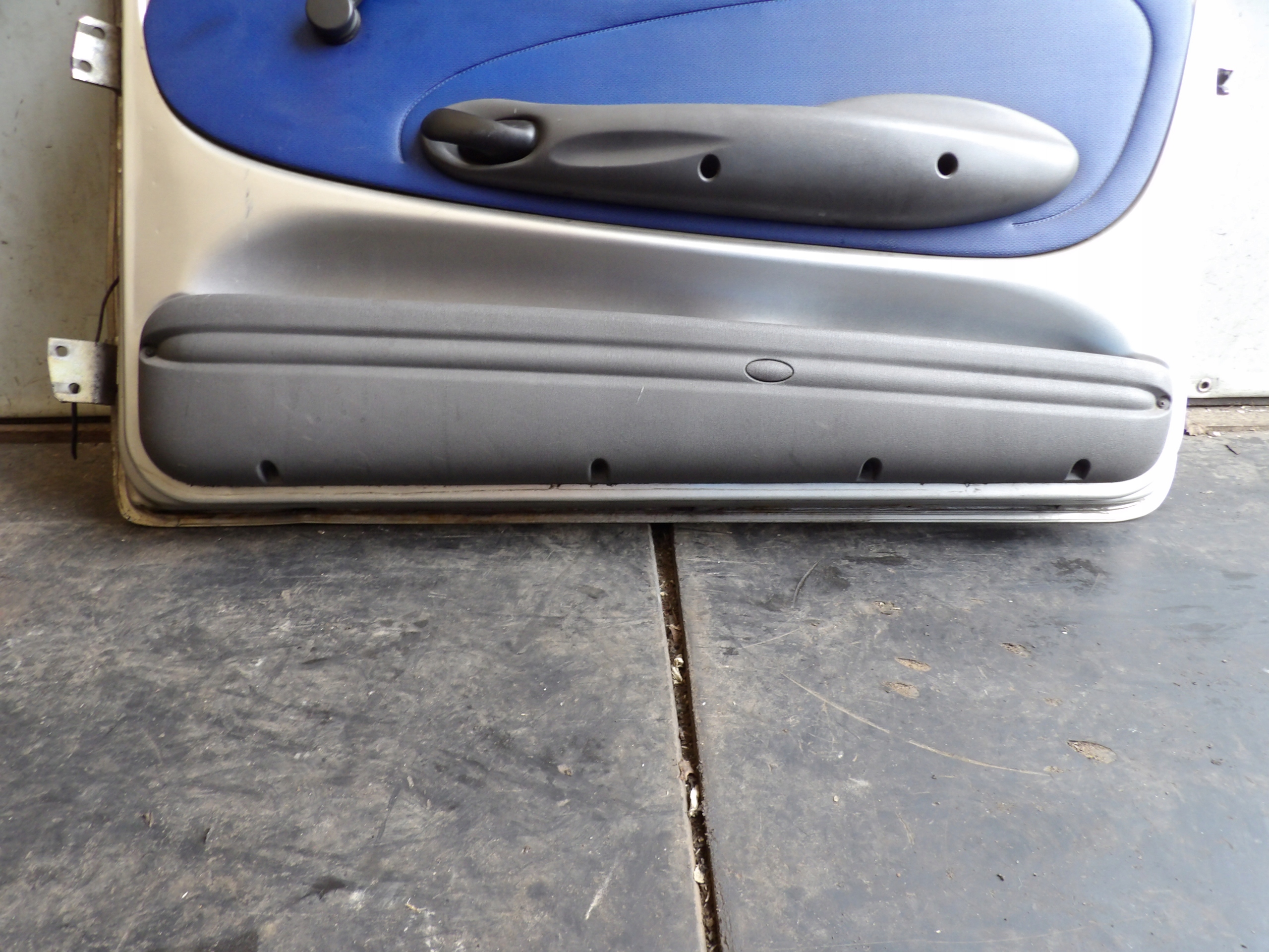 Fiat Seicento door front right lak. 647 HB 3D