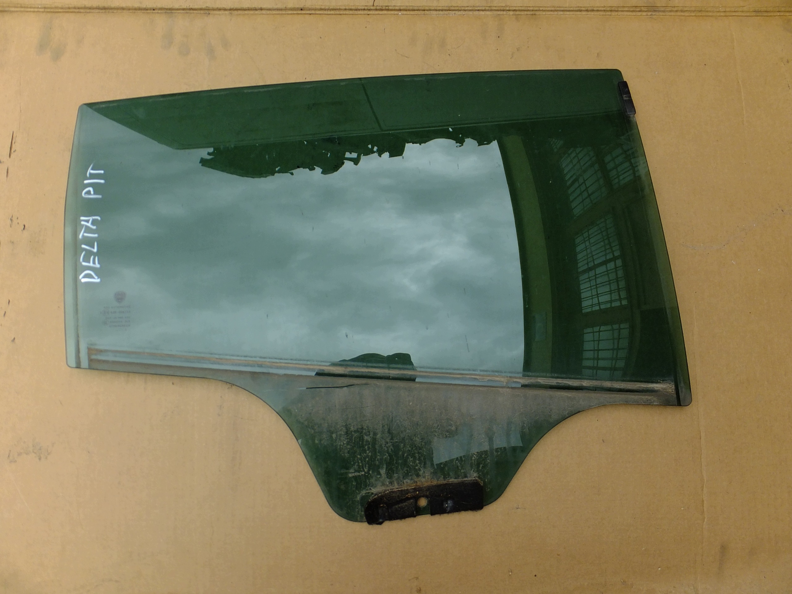 window door right rear part lancia delta III 2012r
