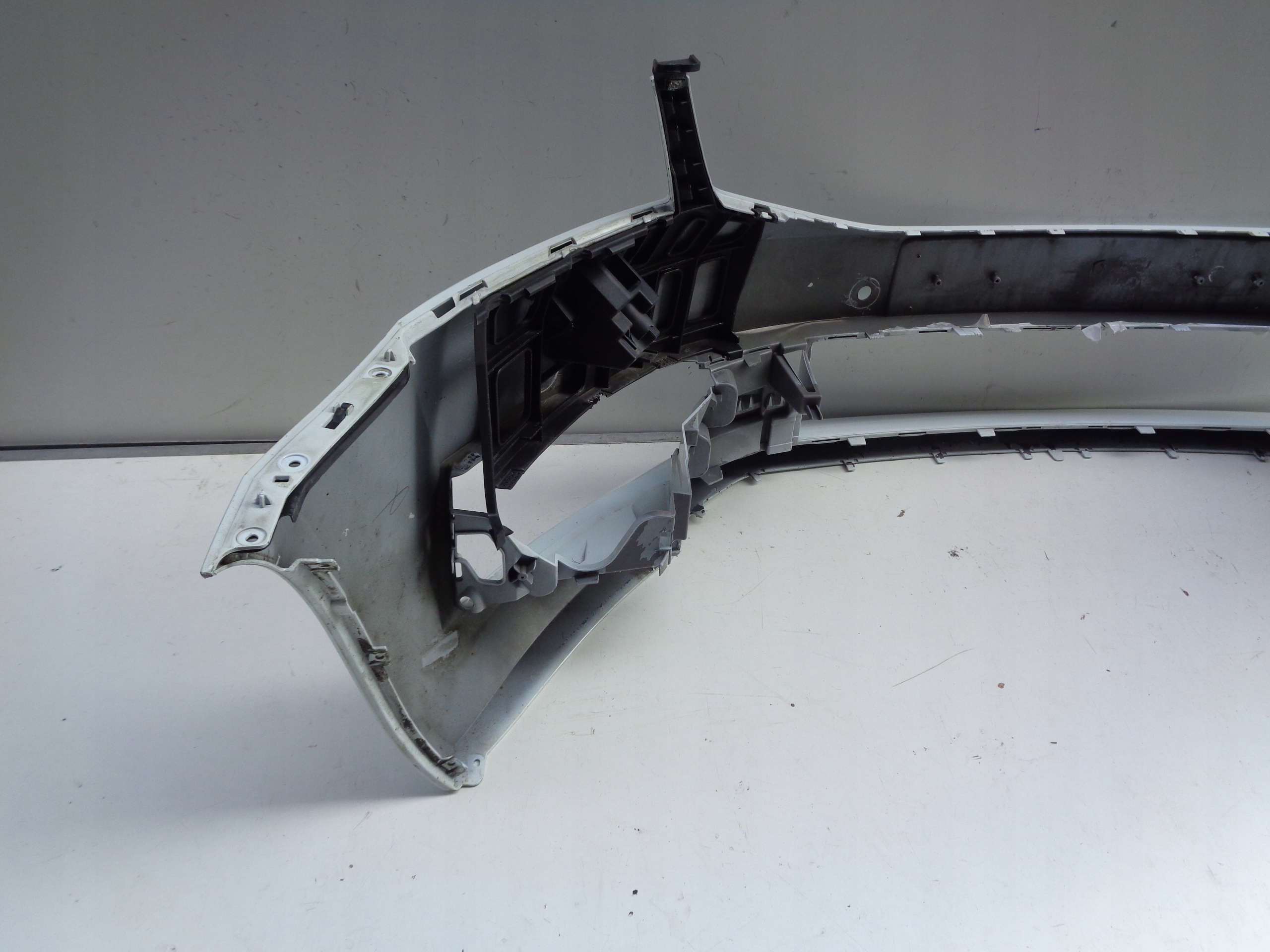 FRONTSTOSSSTANGE SKODA OCTAVIA III 5E 5E0 16- LIFT