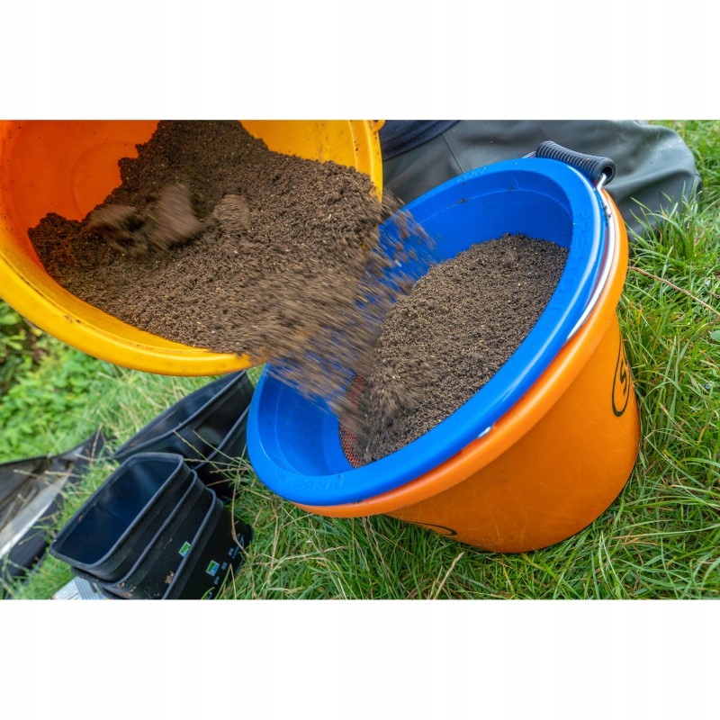 Sito Plastikowe Do Zanęt 3mm Preston Na Wiadro 18L Model Riddle